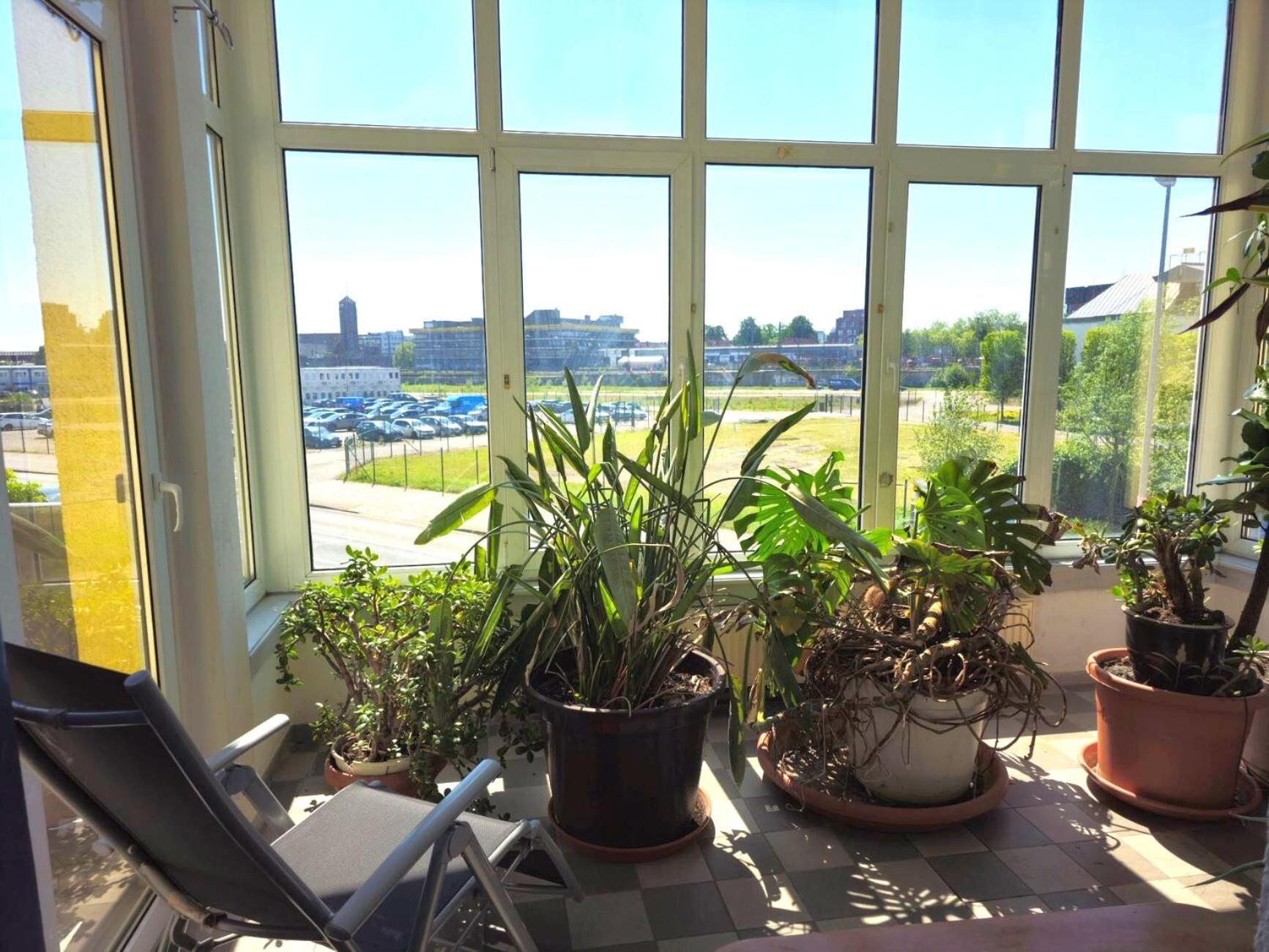 135qm 4 Zimmer Ferienwohnung in Stadtnähe, Wintergarten Parkplatz