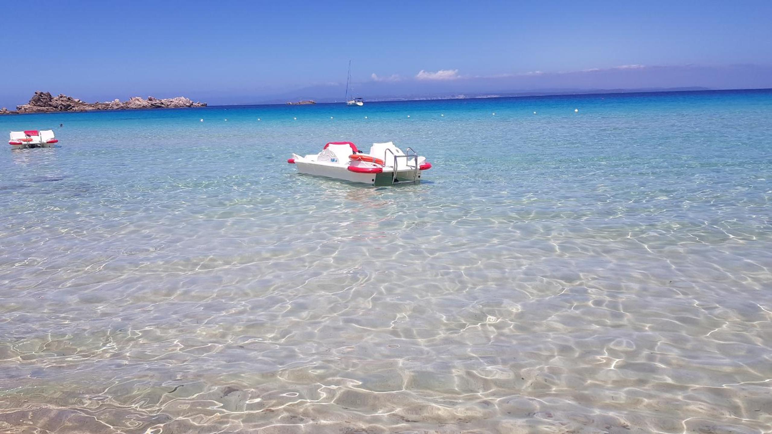 Spiaggia a 5 Minuti, Giardino e Vista Mare - Due Splendide Villette Indipendenti