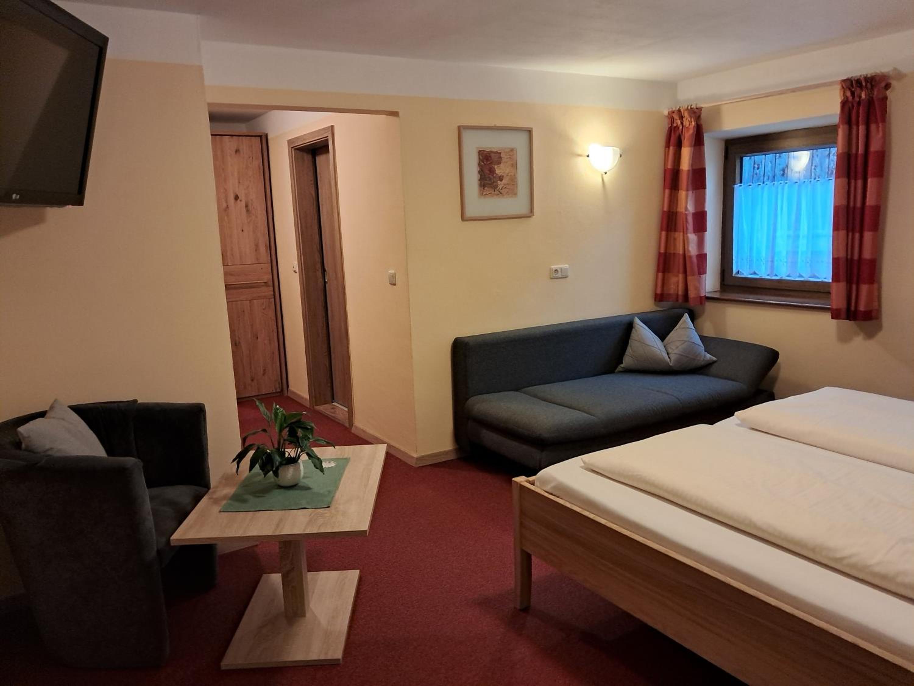Hotel Garni Edelweiß, photo 8