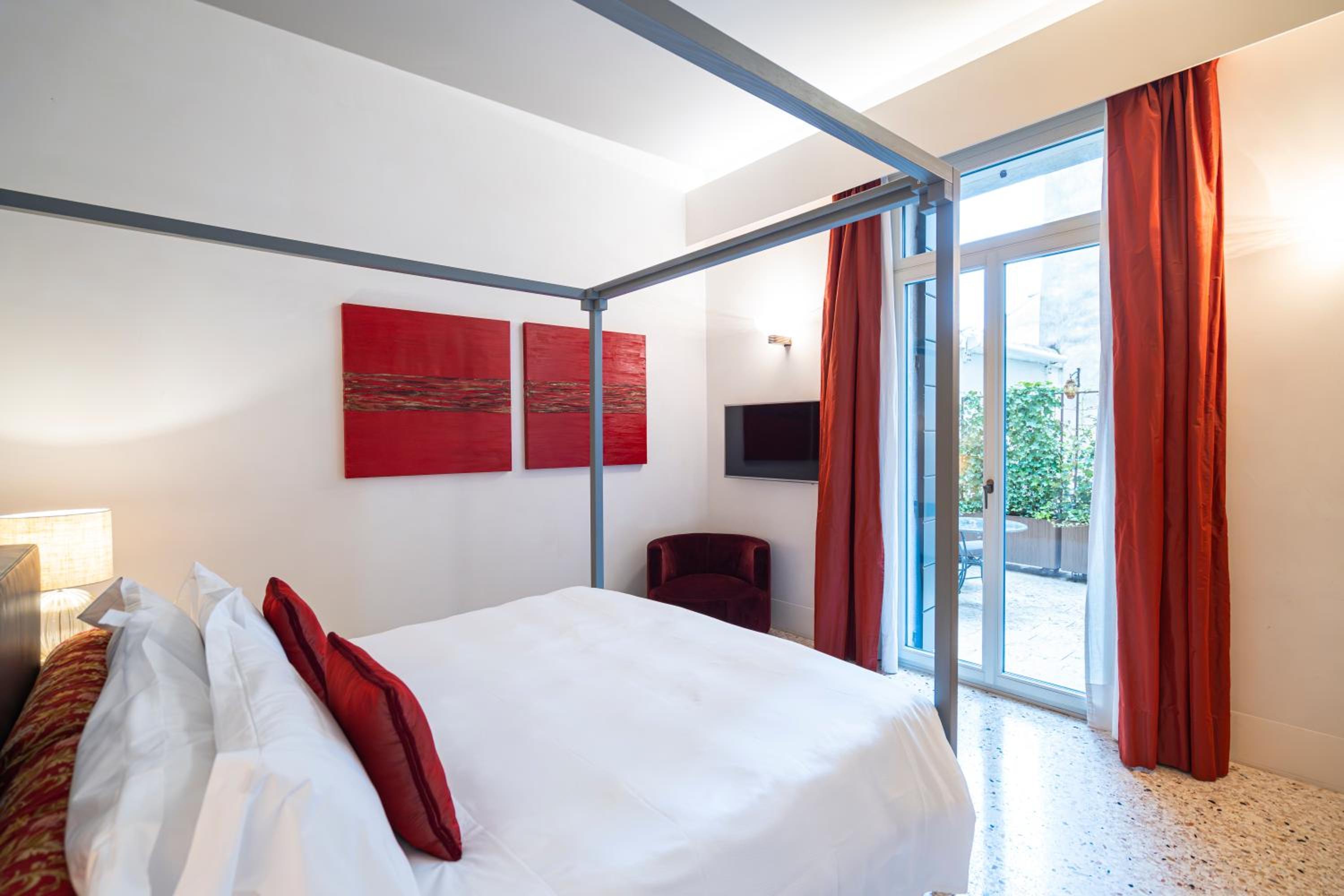 Palazzo Morosini Degli Spezieri - Lifestyle Apartments