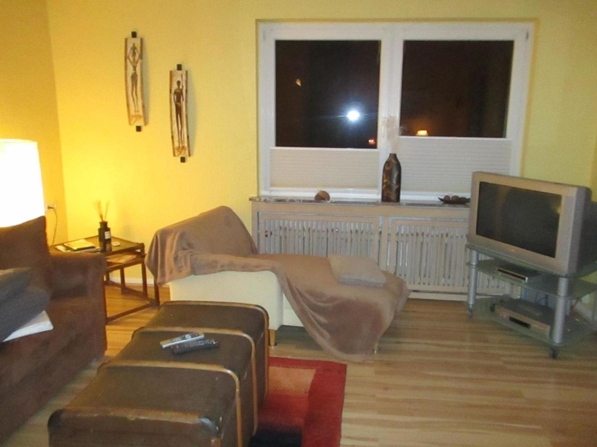 Große, hundefreundliche Ferienwohnung mit großer Terrasse in Flussnähe