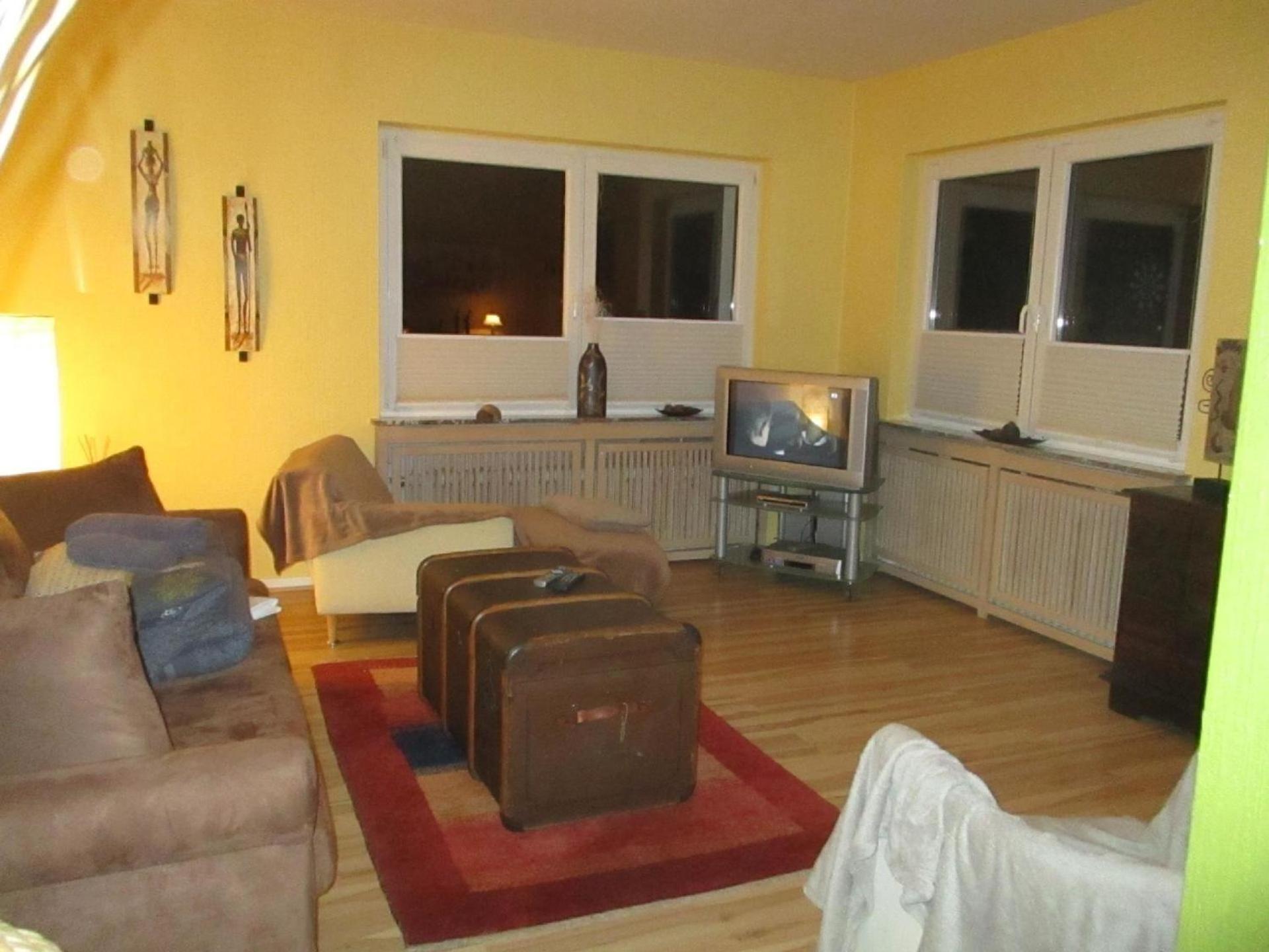 Große, hundefreundliche Ferienwohnung mit großer Terrasse in Flussnähe