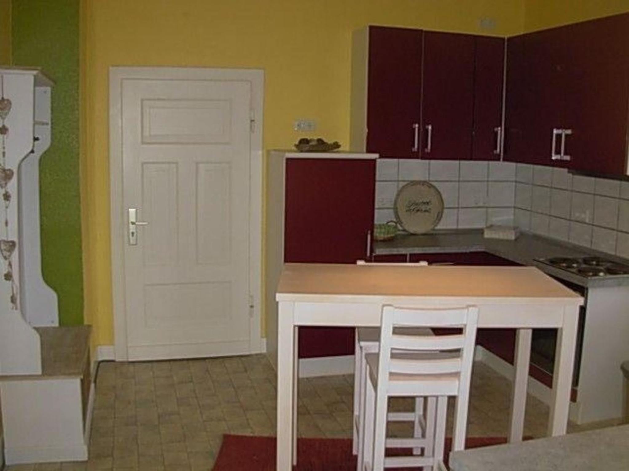 Große, hundefreundliche Ferienwohnung mit großer Terrasse in Flussnähe