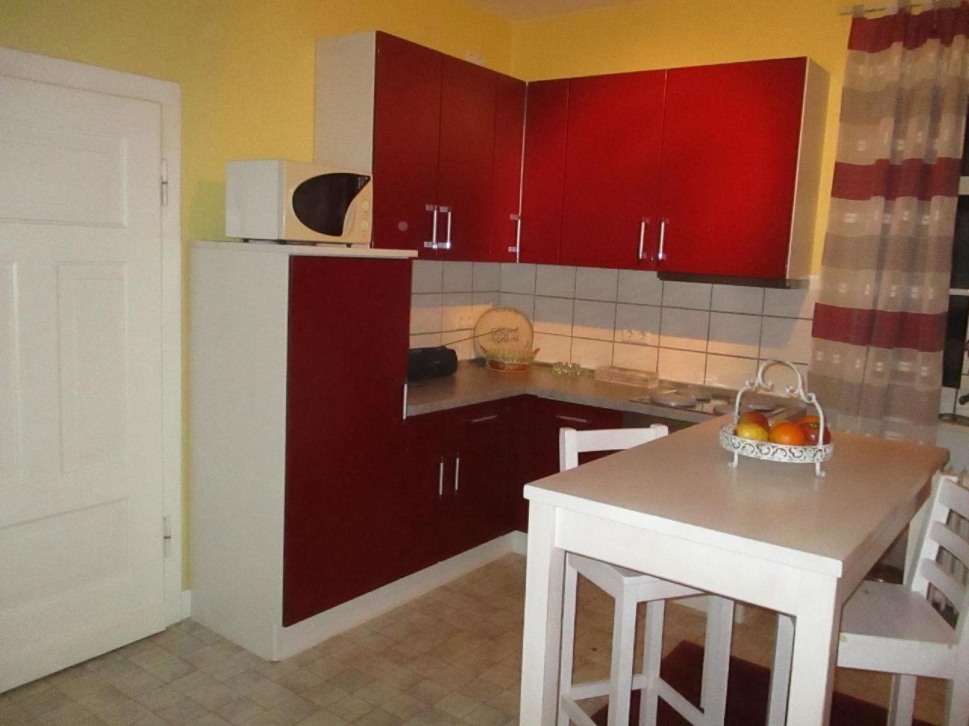 Große, hundefreundliche Ferienwohnung mit großer Terrasse in Flussnähe