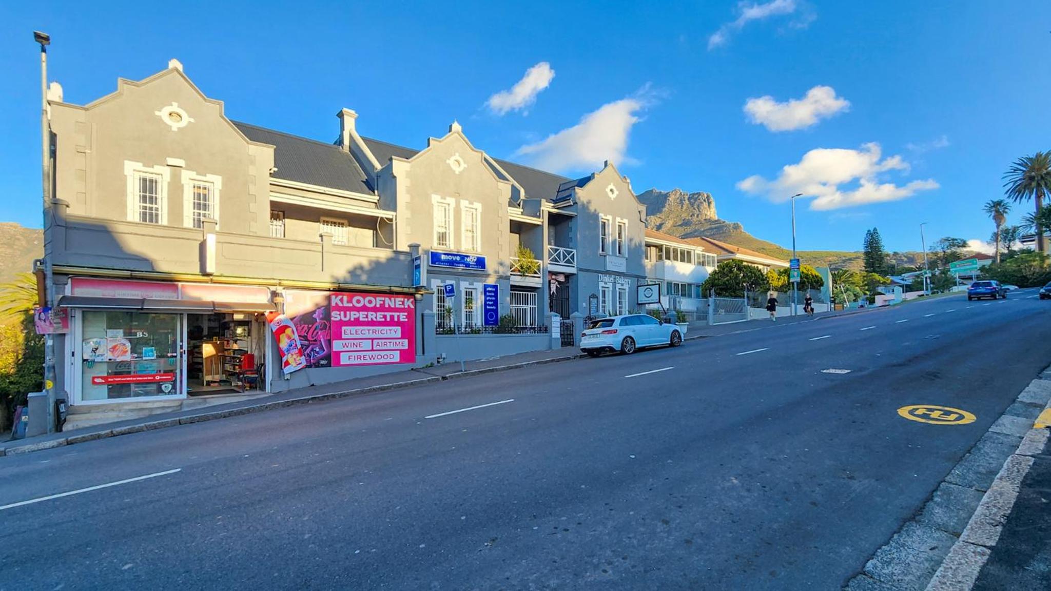Cape Town Central Studio - Digital Nomad Friendly view 2