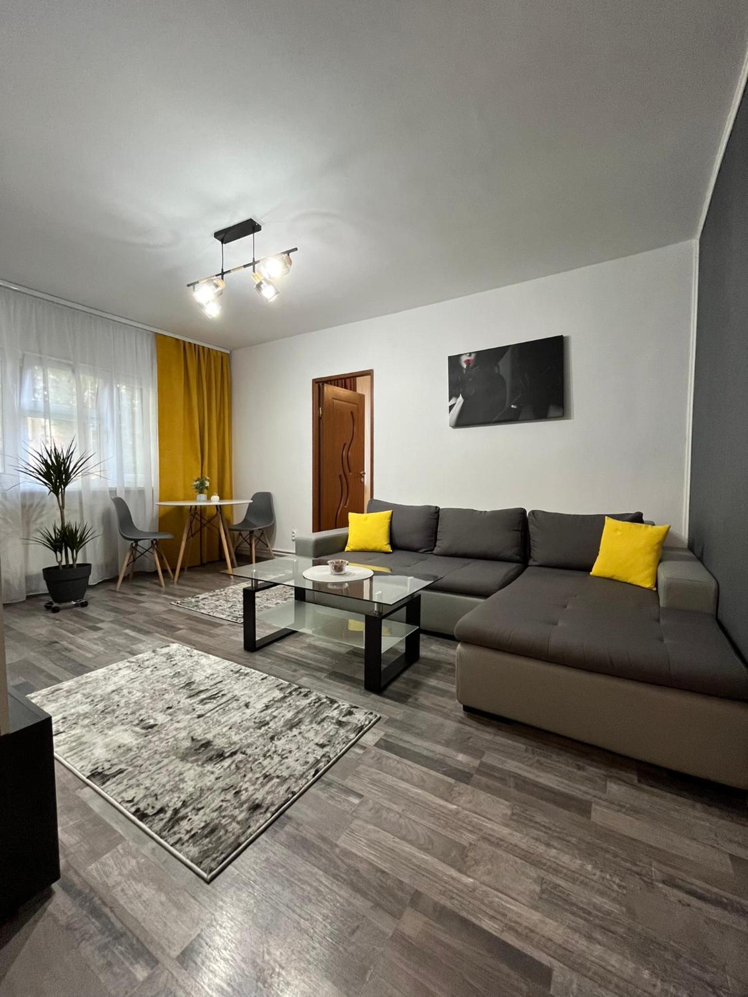 Star Apartment