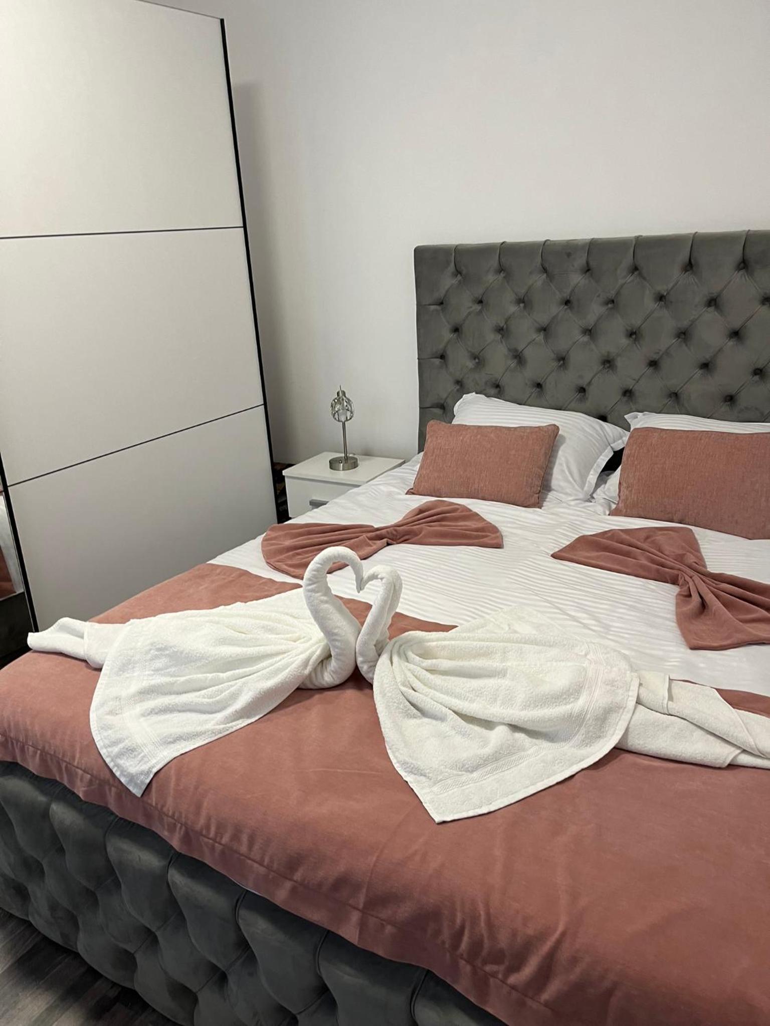 Star Apartment