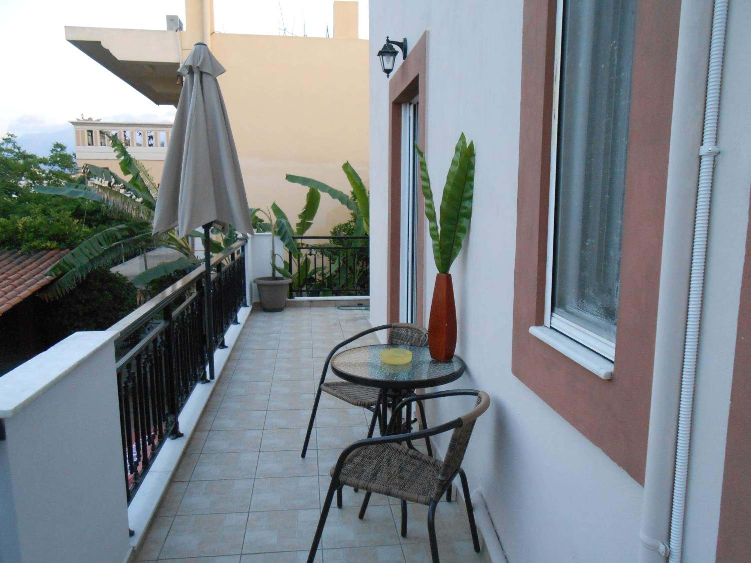 Banana Leaves Flat view 5