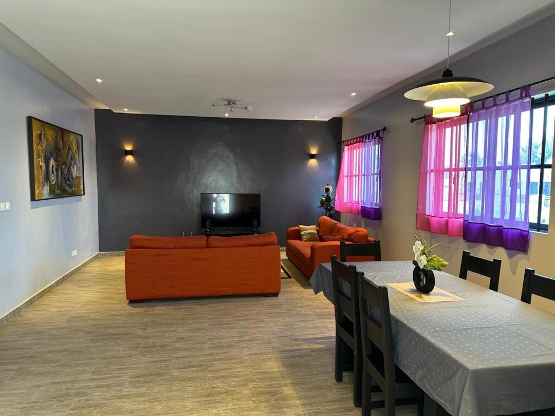 AHOUEDJI Guest House - Palais Urbain avec Balcon & Vue Mer
