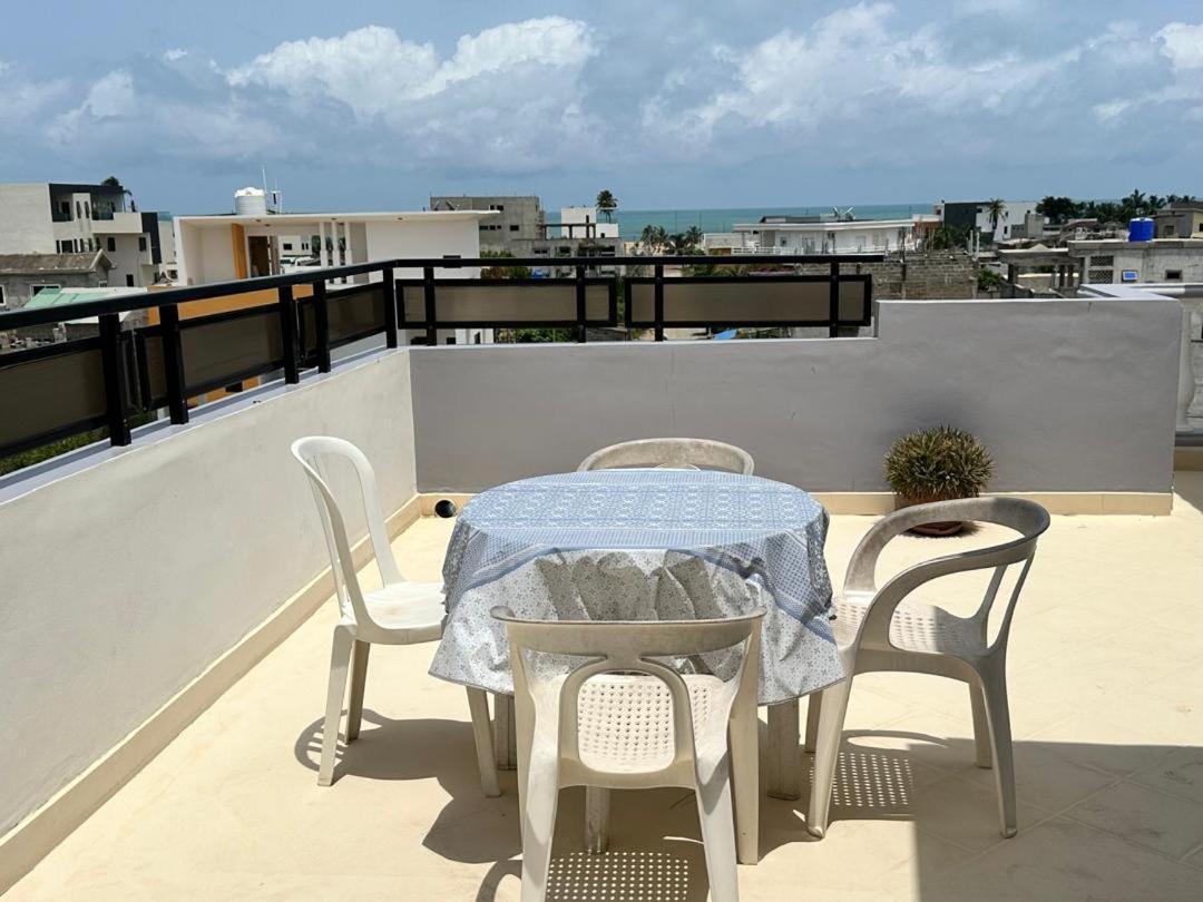 AHOUEDJI Guest House - Palais Urbain avec Balcon & Vue Mer