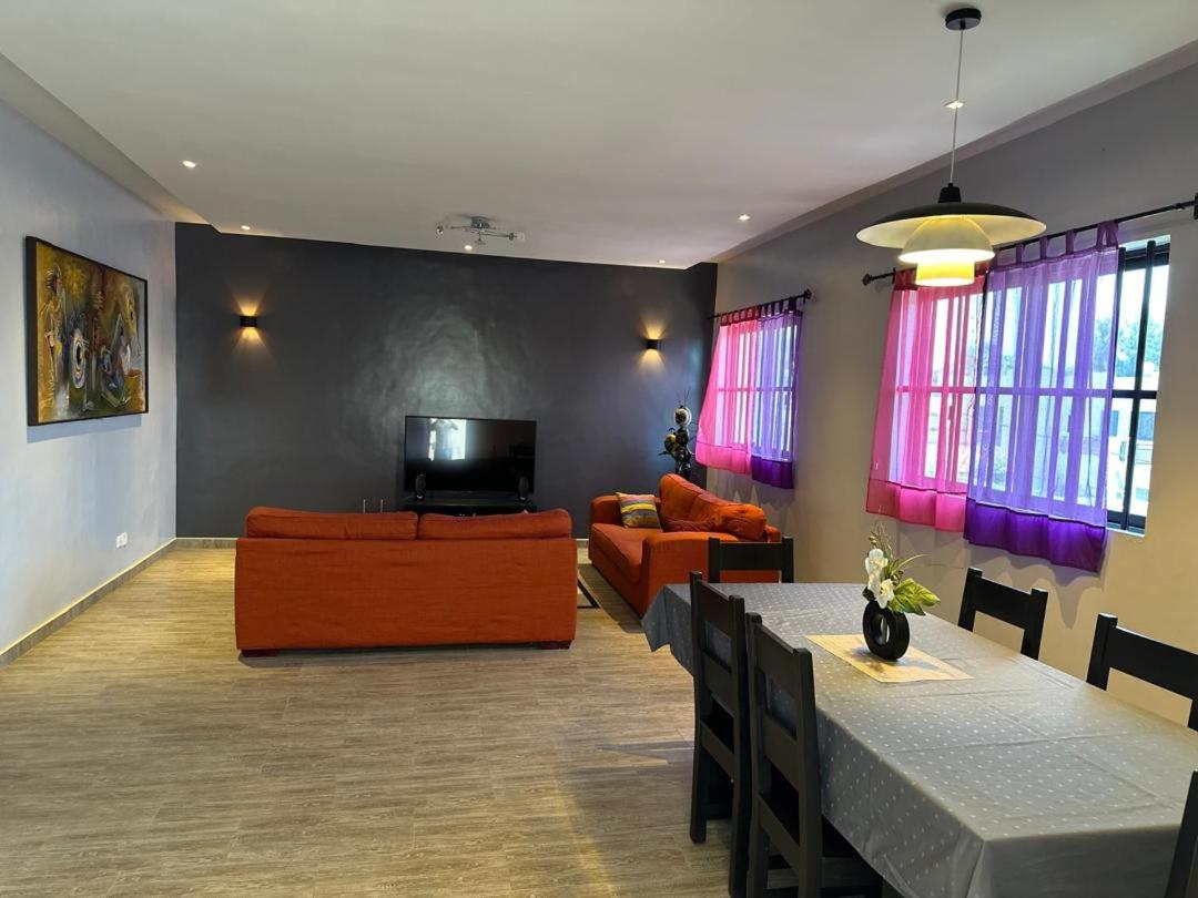 AHOUEDJI Guest House - Palais Urbain avec Balcon & Vue Mer