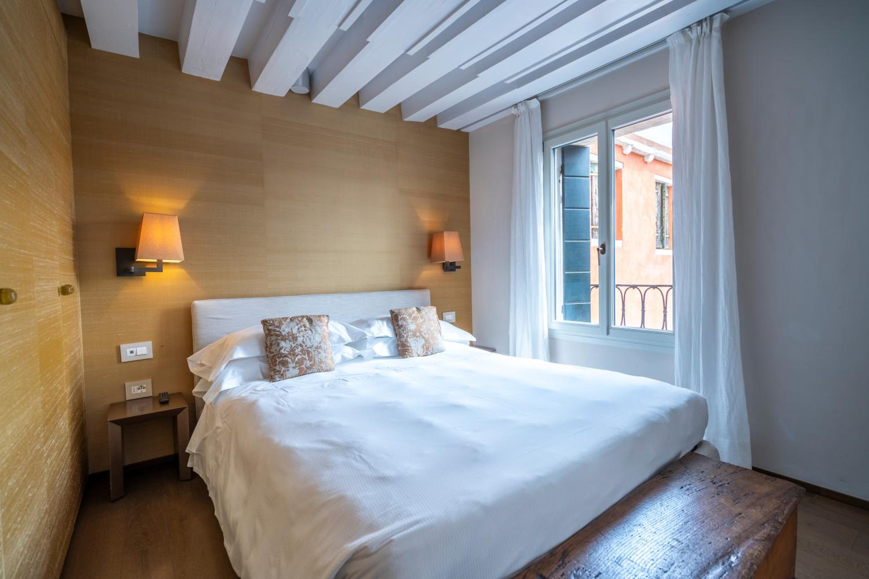 Palazzo Morosini Degli Spezieri - Lifestyle Apartments