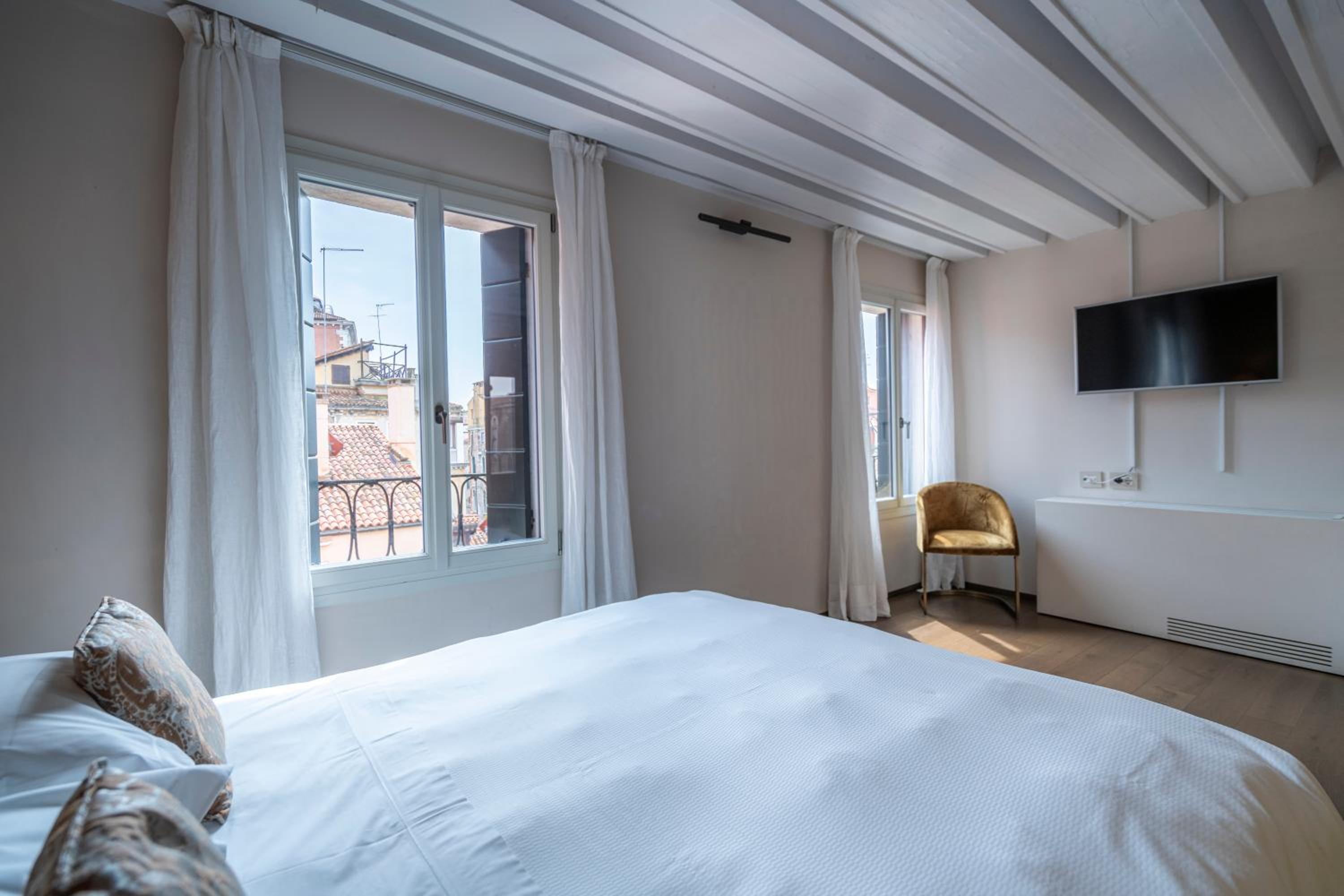 Palazzo Morosini Degli Spezieri - Lifestyle Apartments