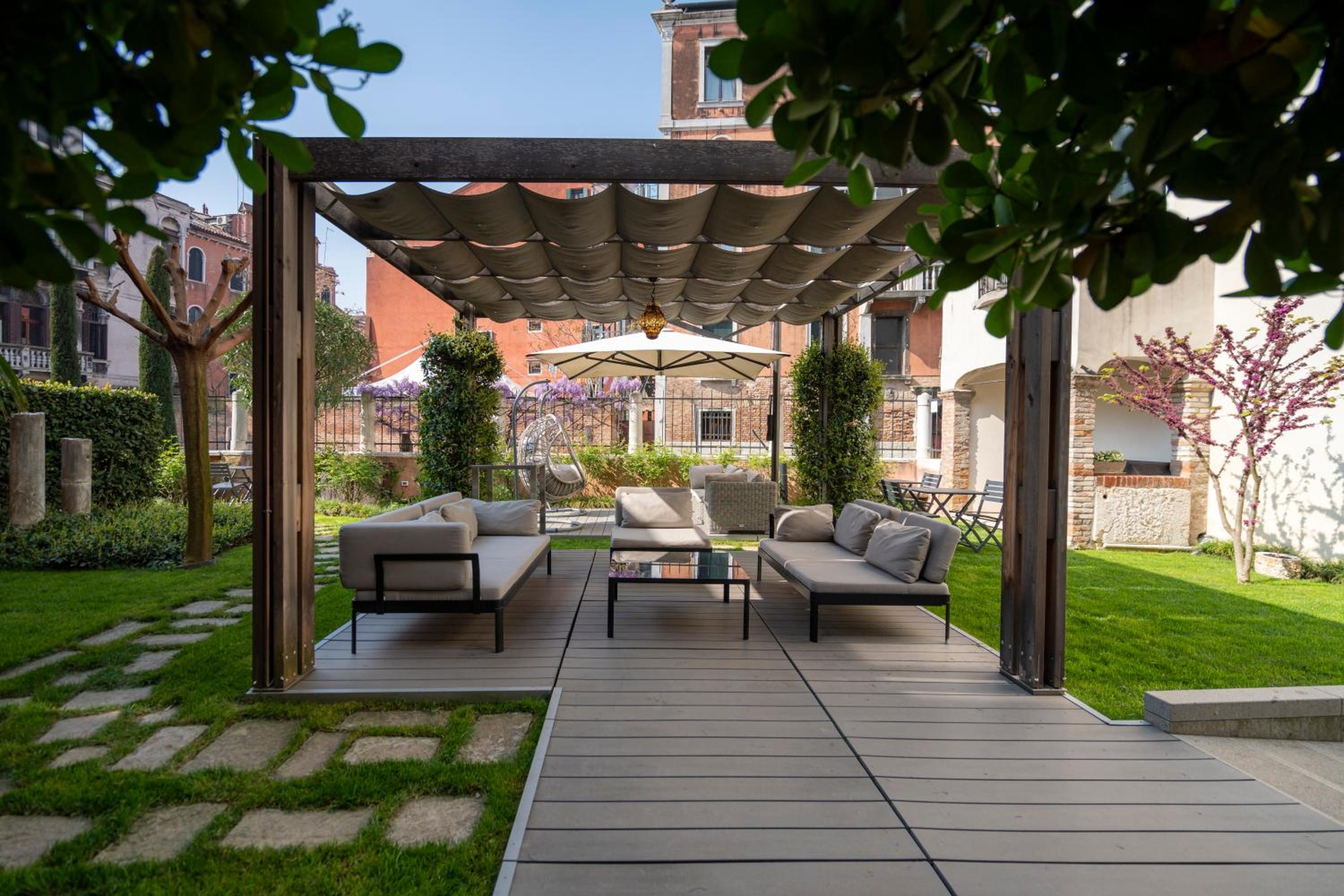 Palazzo Morosini Degli Spezieri - Lifestyle Apartments