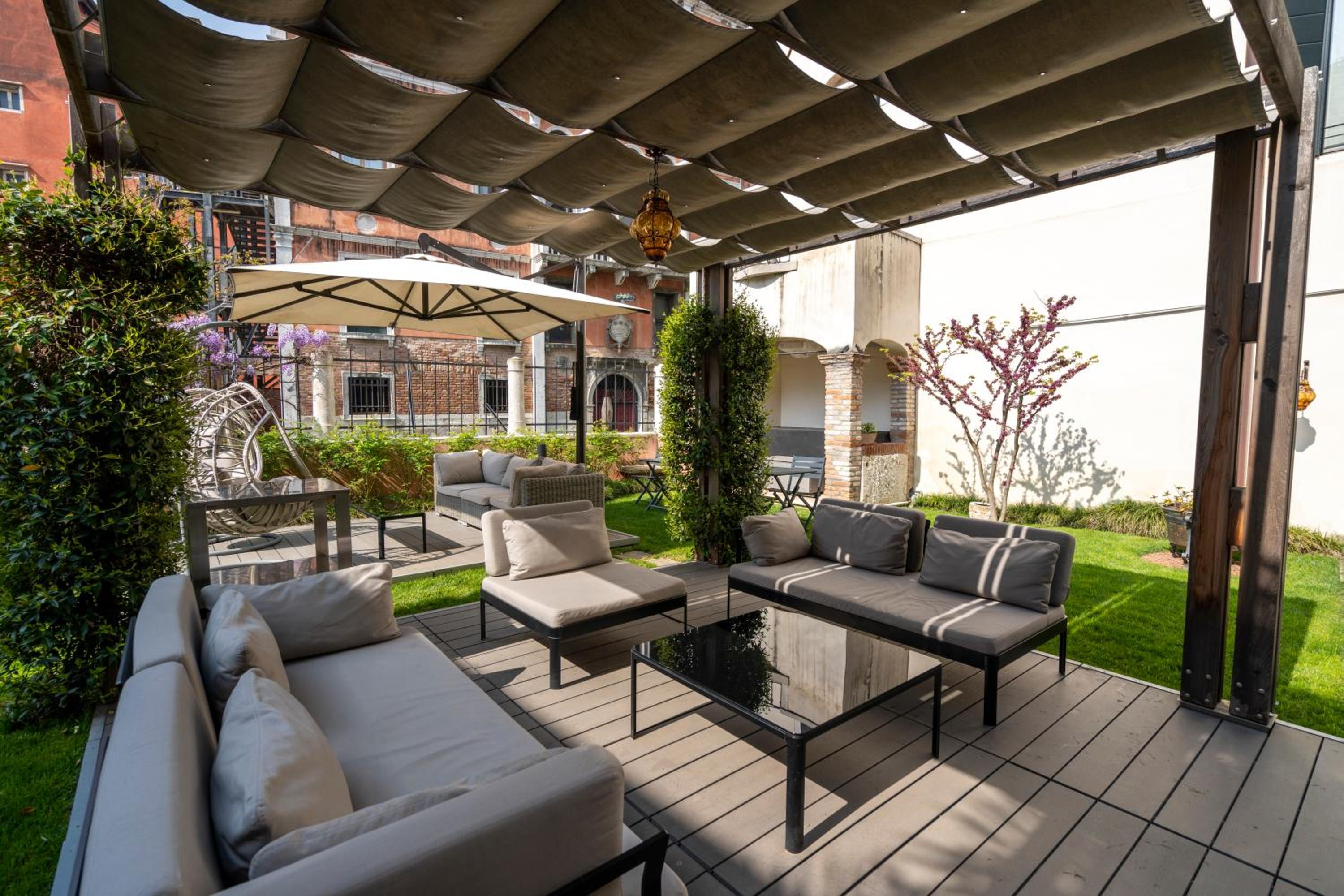 Palazzo Morosini Degli Spezieri - Lifestyle Apartments