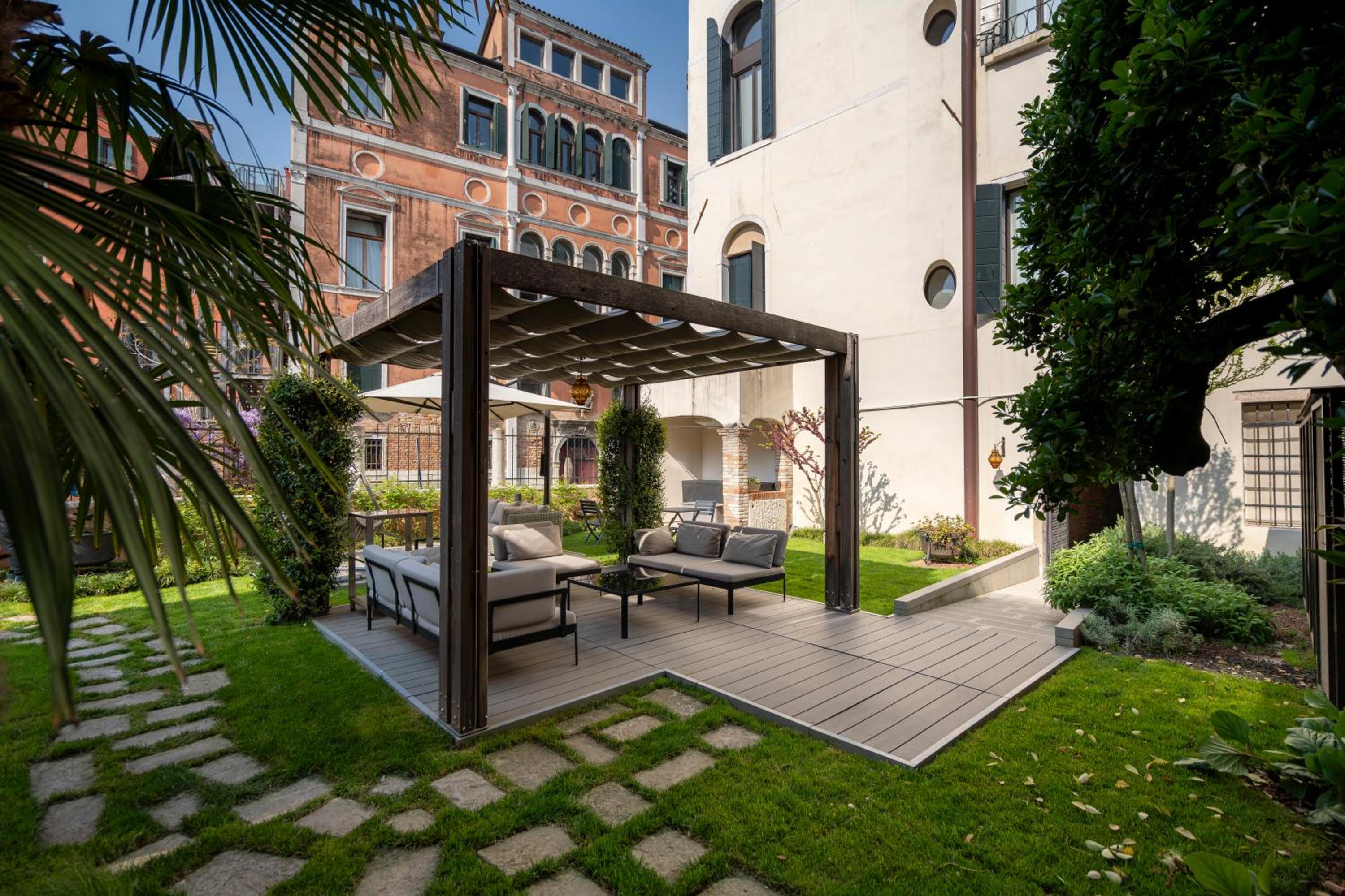 Palazzo Morosini Degli Spezieri - Lifestyle Apartments