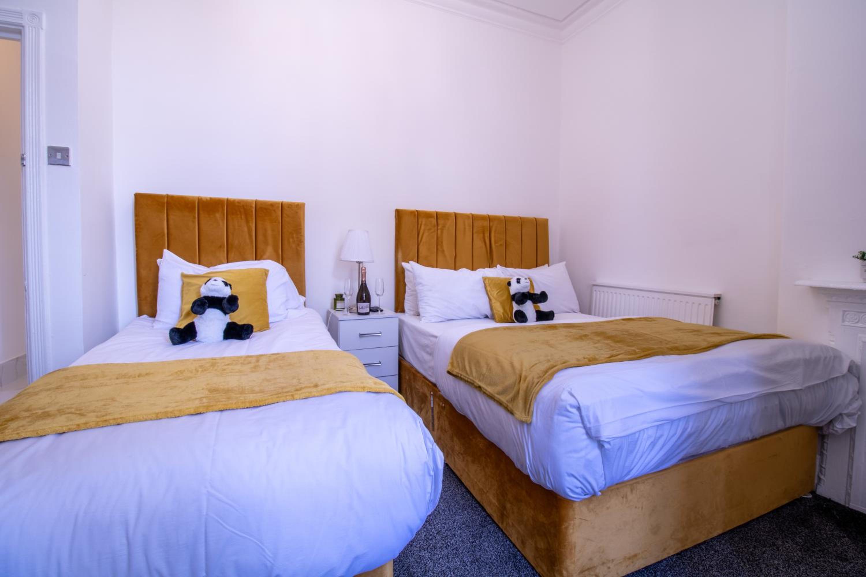 Luxurious Apartments on Oxford Street