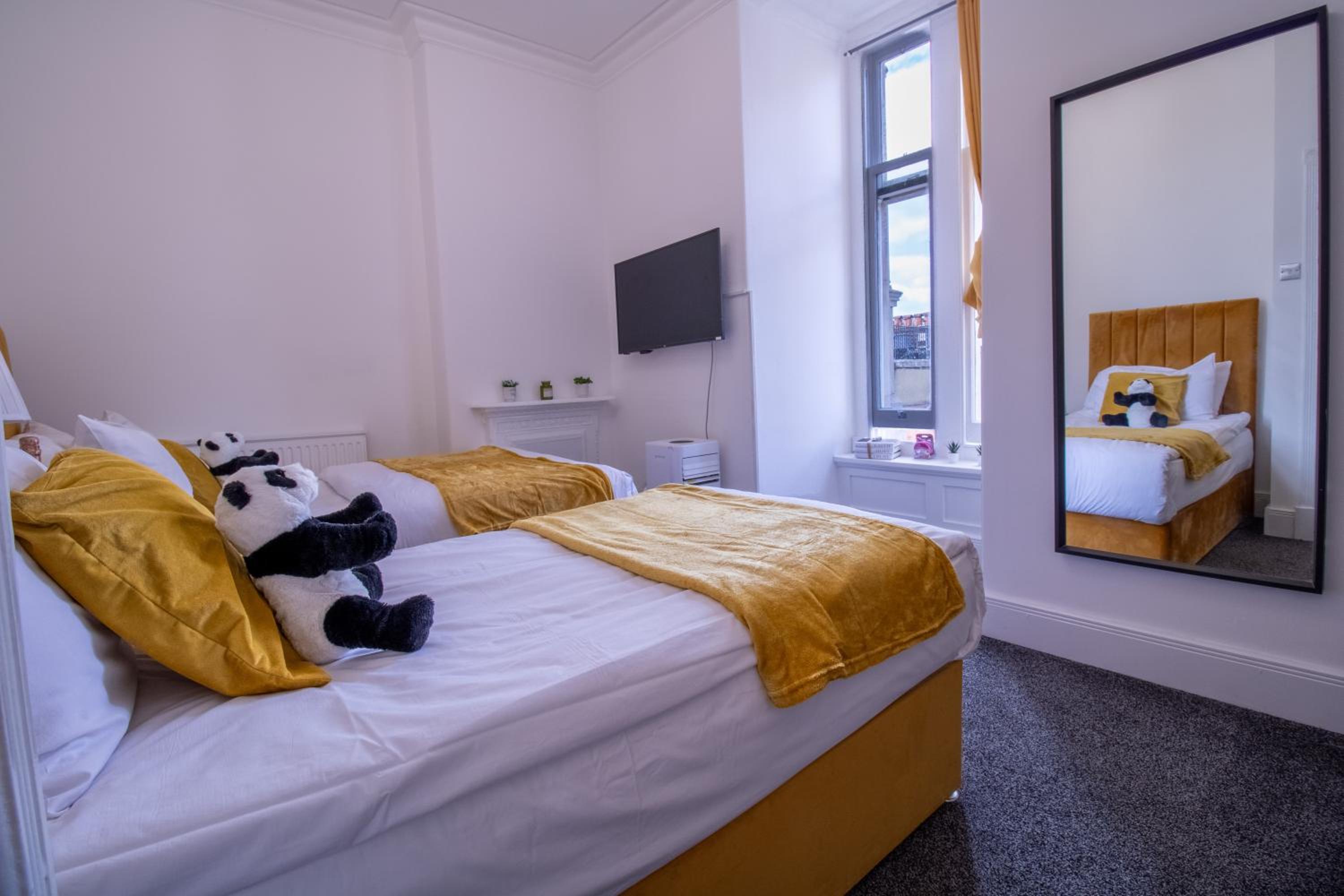 Luxurious Apartments on Oxford Street