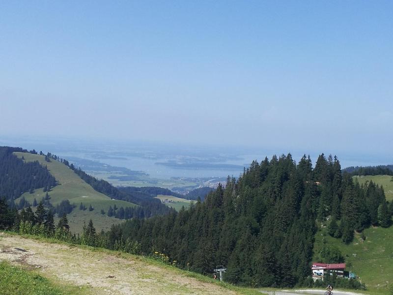 AlpenChiemsee Ferienwohnung mit Bergblick und Seenähe