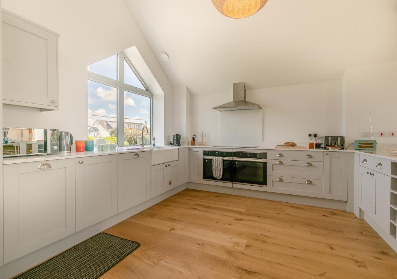 4 Bed in Trevone oc-p28959