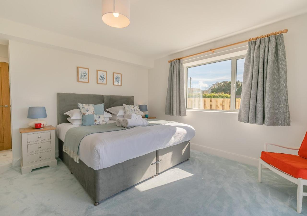 4 Bed in Trevone oc-p28959