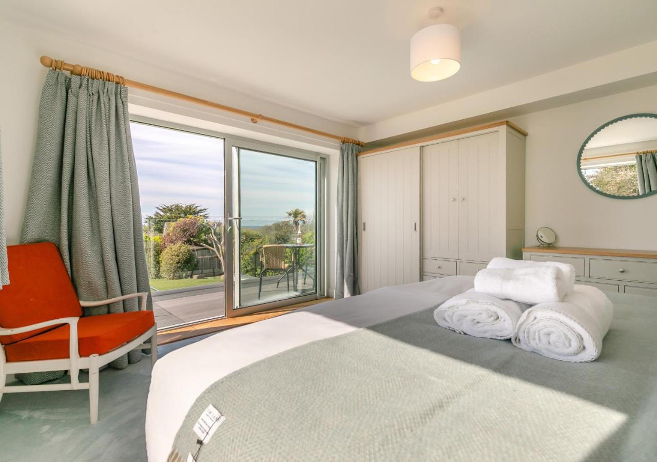 4 Bed in Trevone oc-p28959