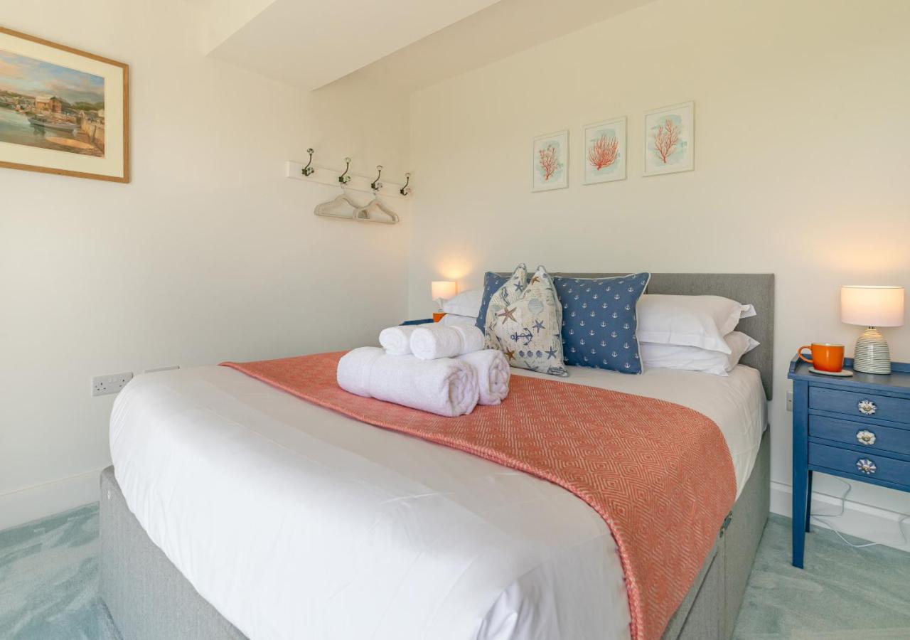 4 Bed in Trevone oc-p28959