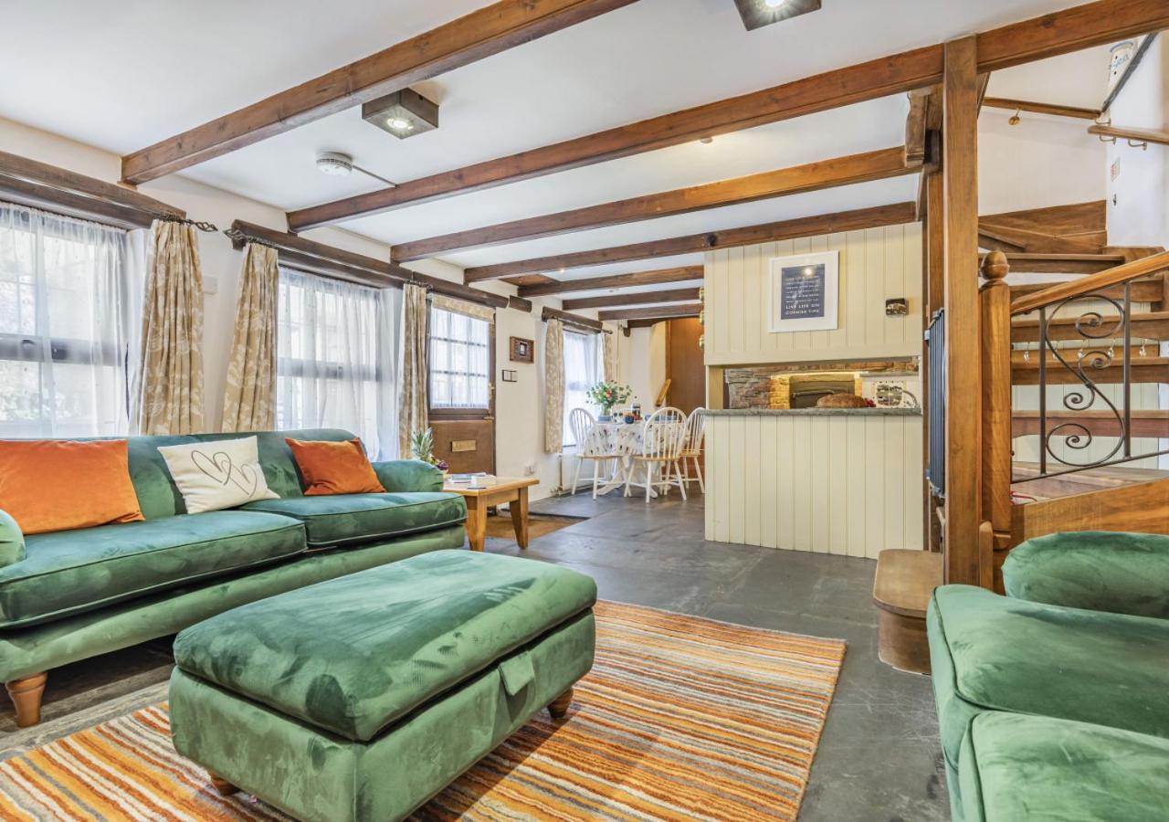 3 Bed in Padstow oc-h28928