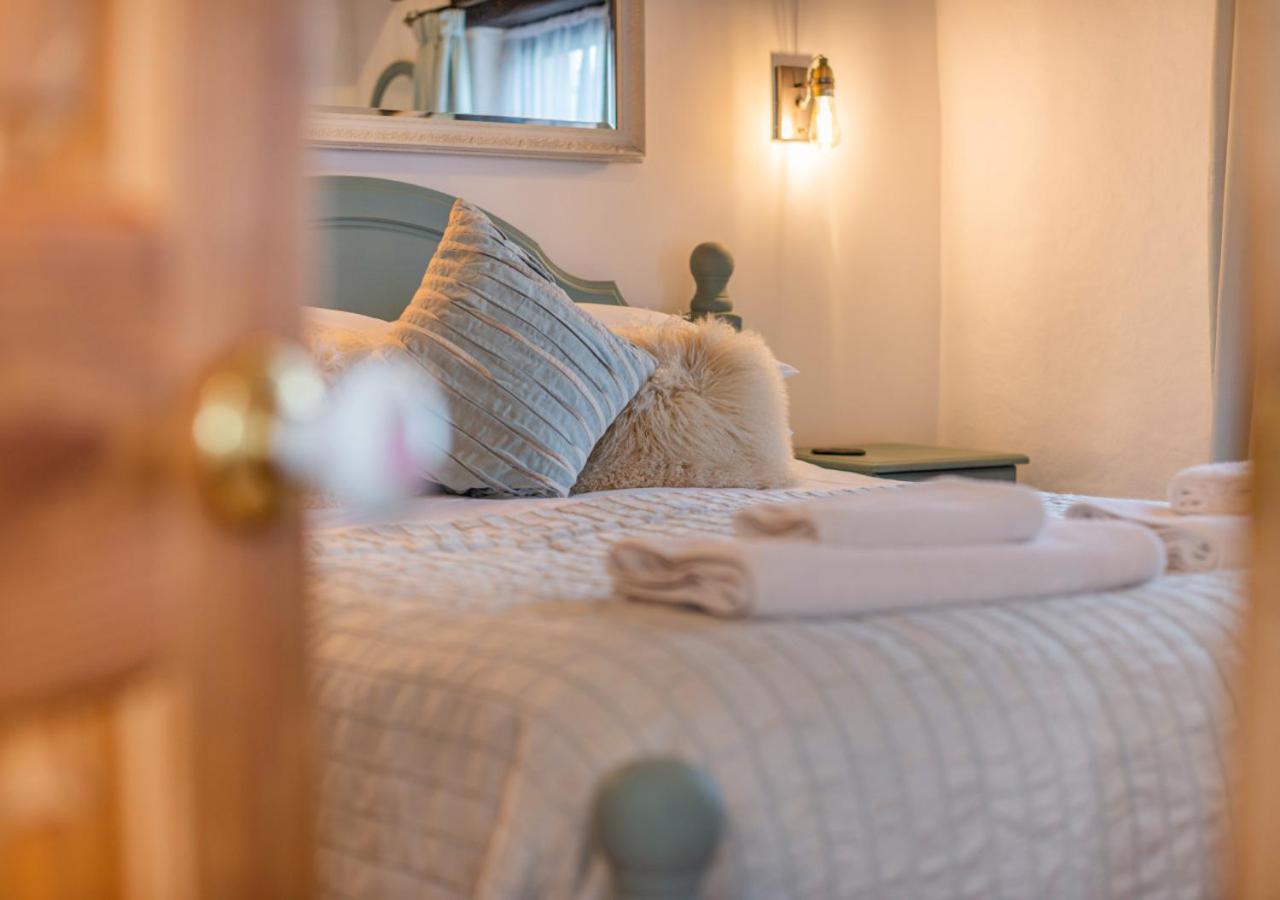 3 Bed in Padstow oc-h28928