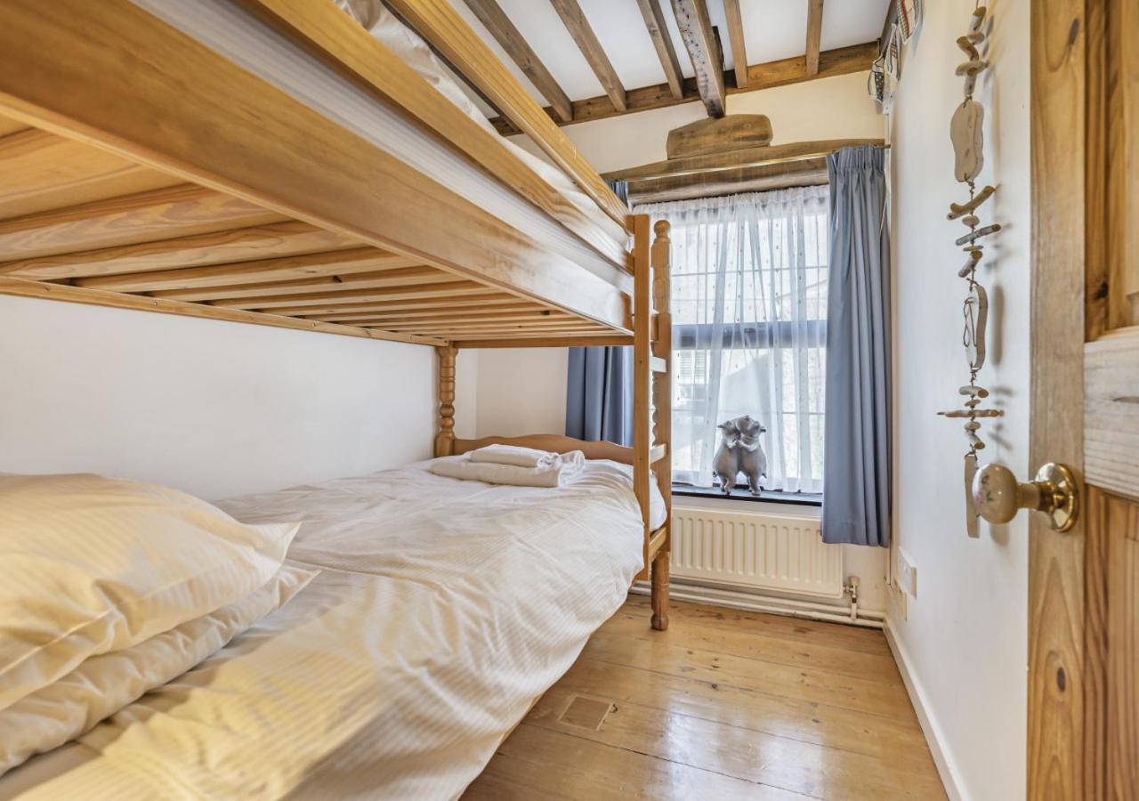 3 Bed in Padstow oc-h28928