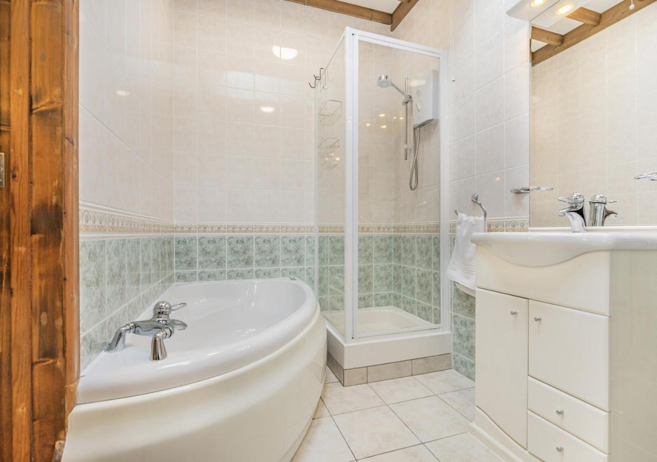3 Bed in Padstow oc-h28928