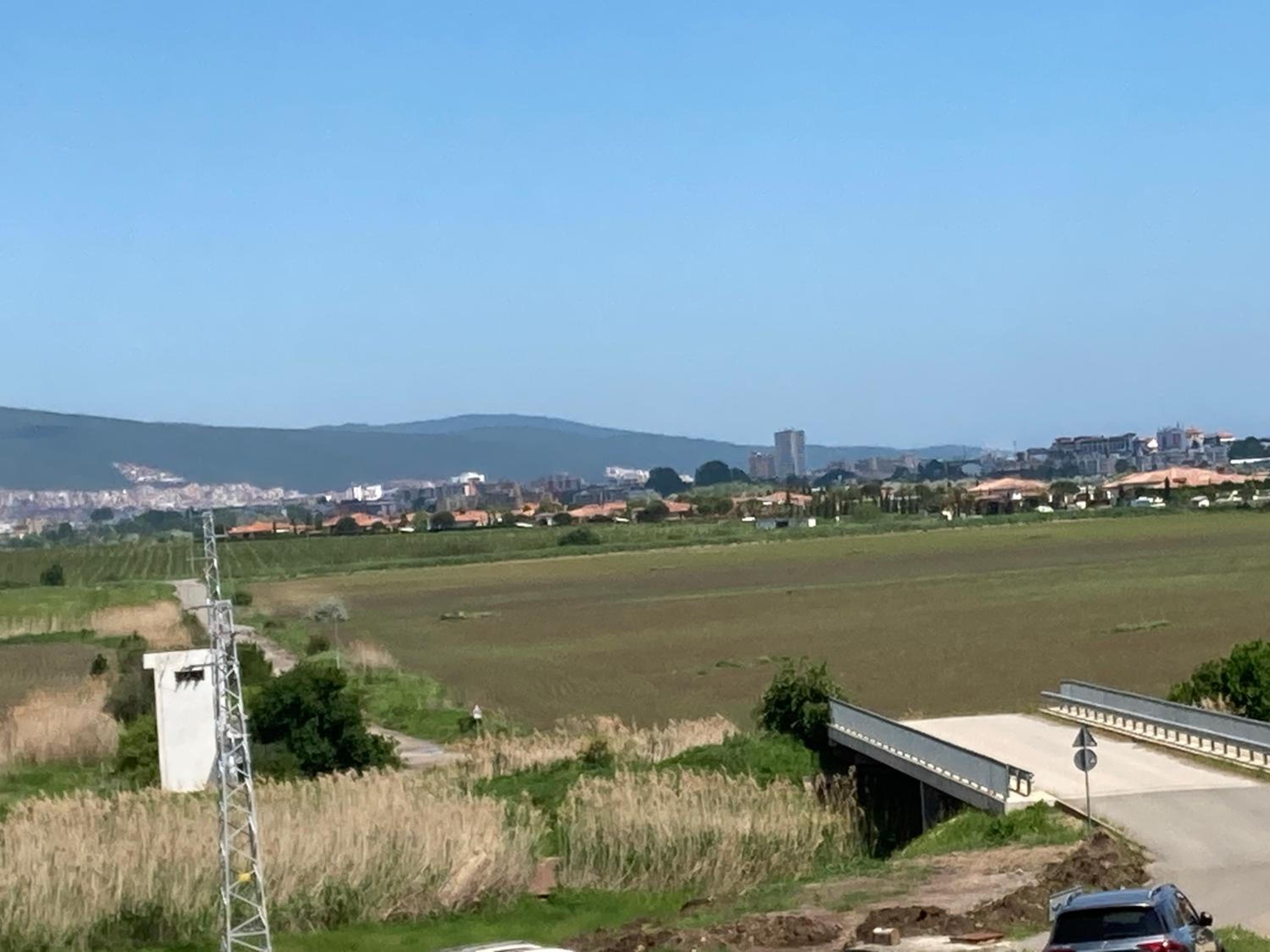 Brymonte Studio, Sunny Day 6