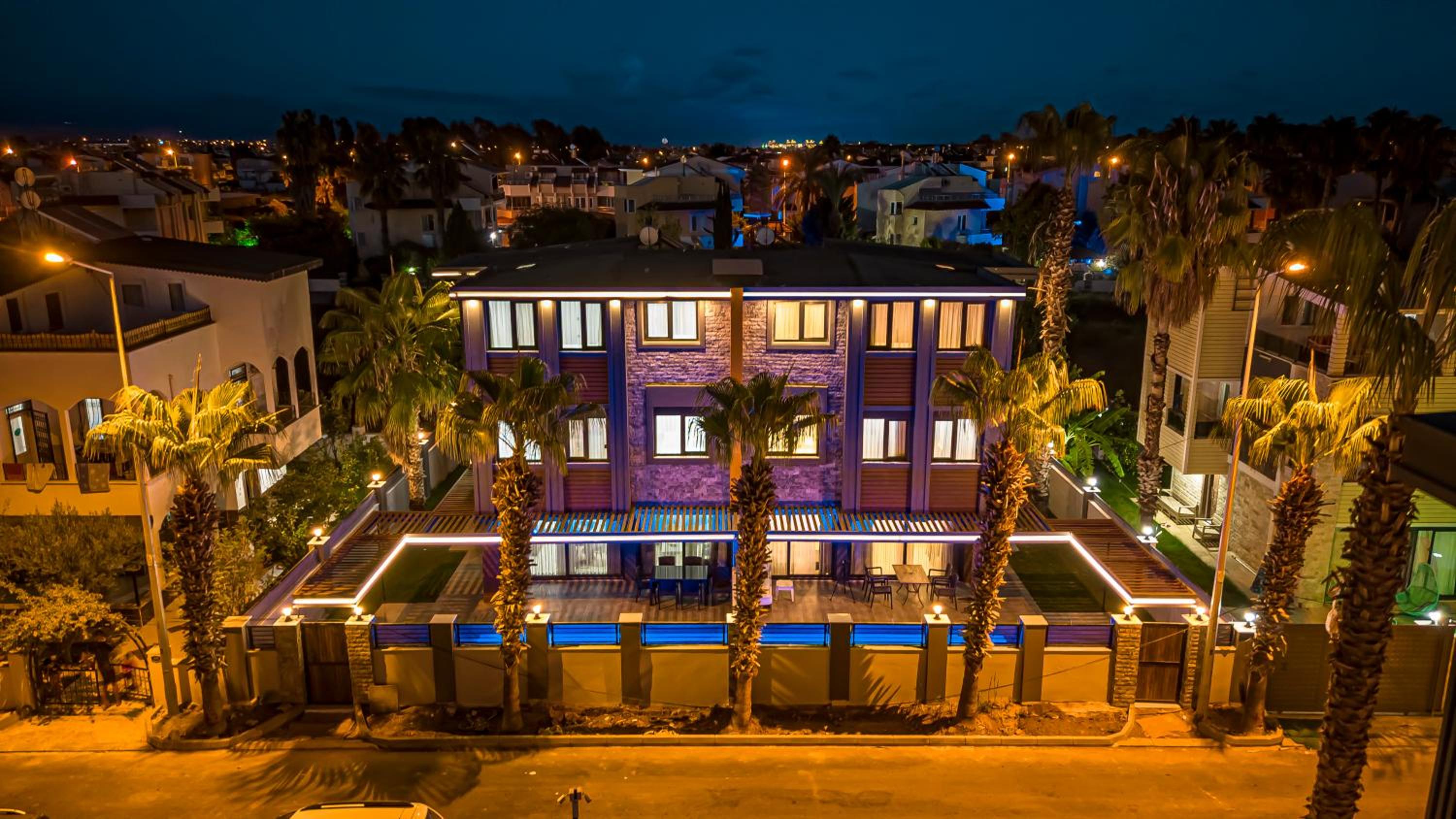 Hotel Near By The Land Of Legend's, Villa Euphoria - Image 1