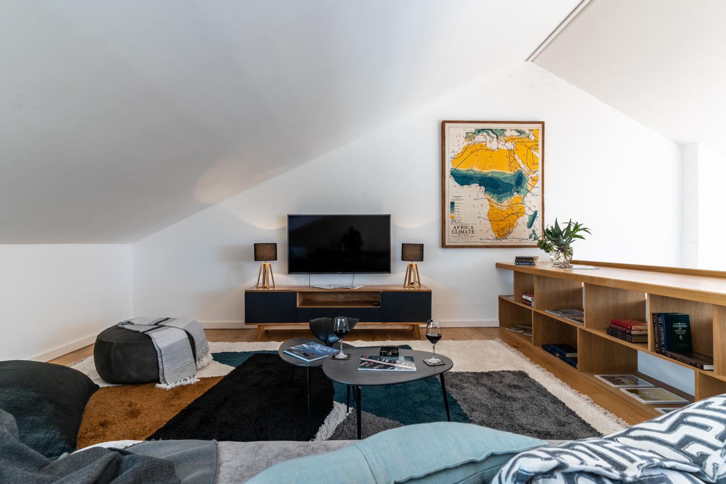 Spacious home Three minutes walk to the beach
