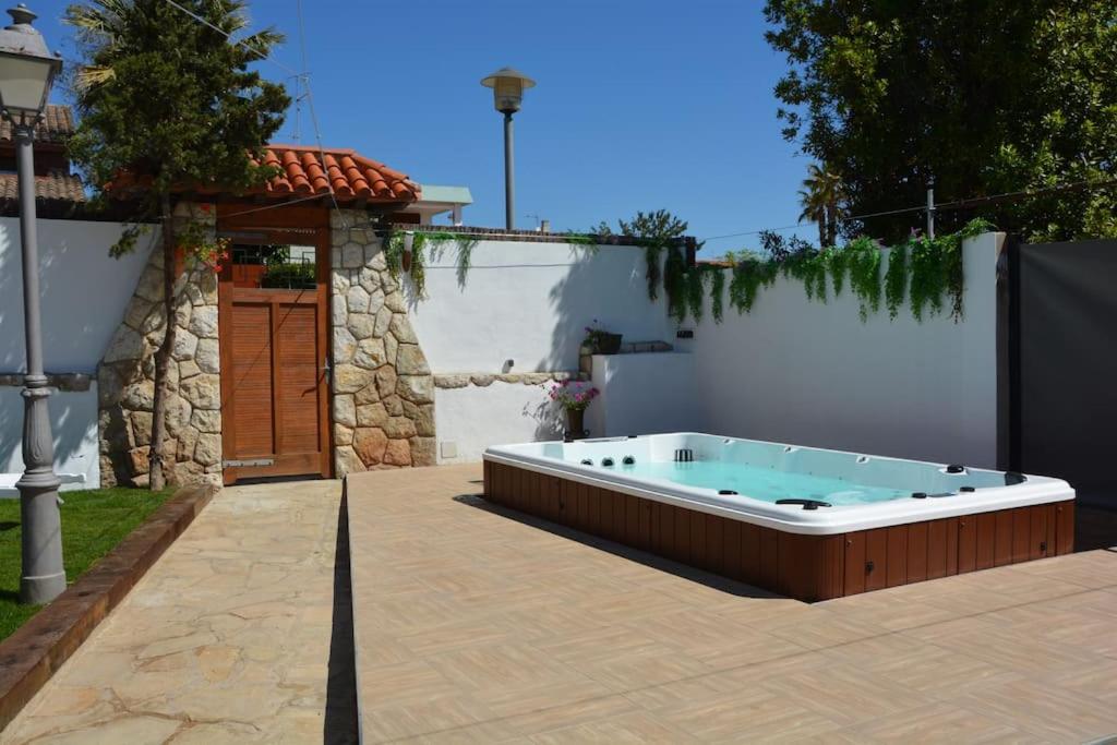Loft El Ranch Playa a 10 minutos andando con Jacuzzi XXL y Jardin Privado view 3