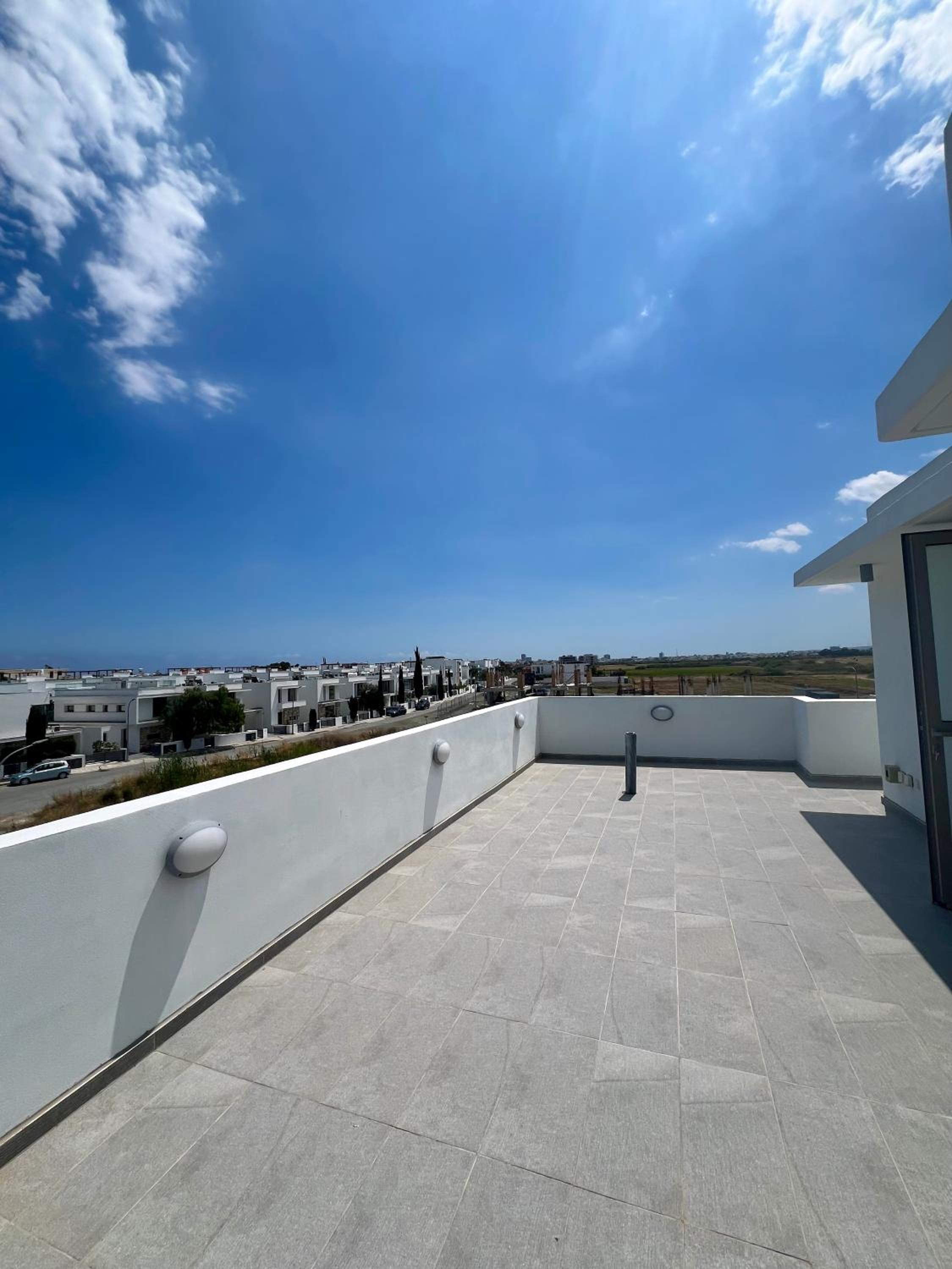 Hubstay - Seaview Villa Oriana in Larnaca