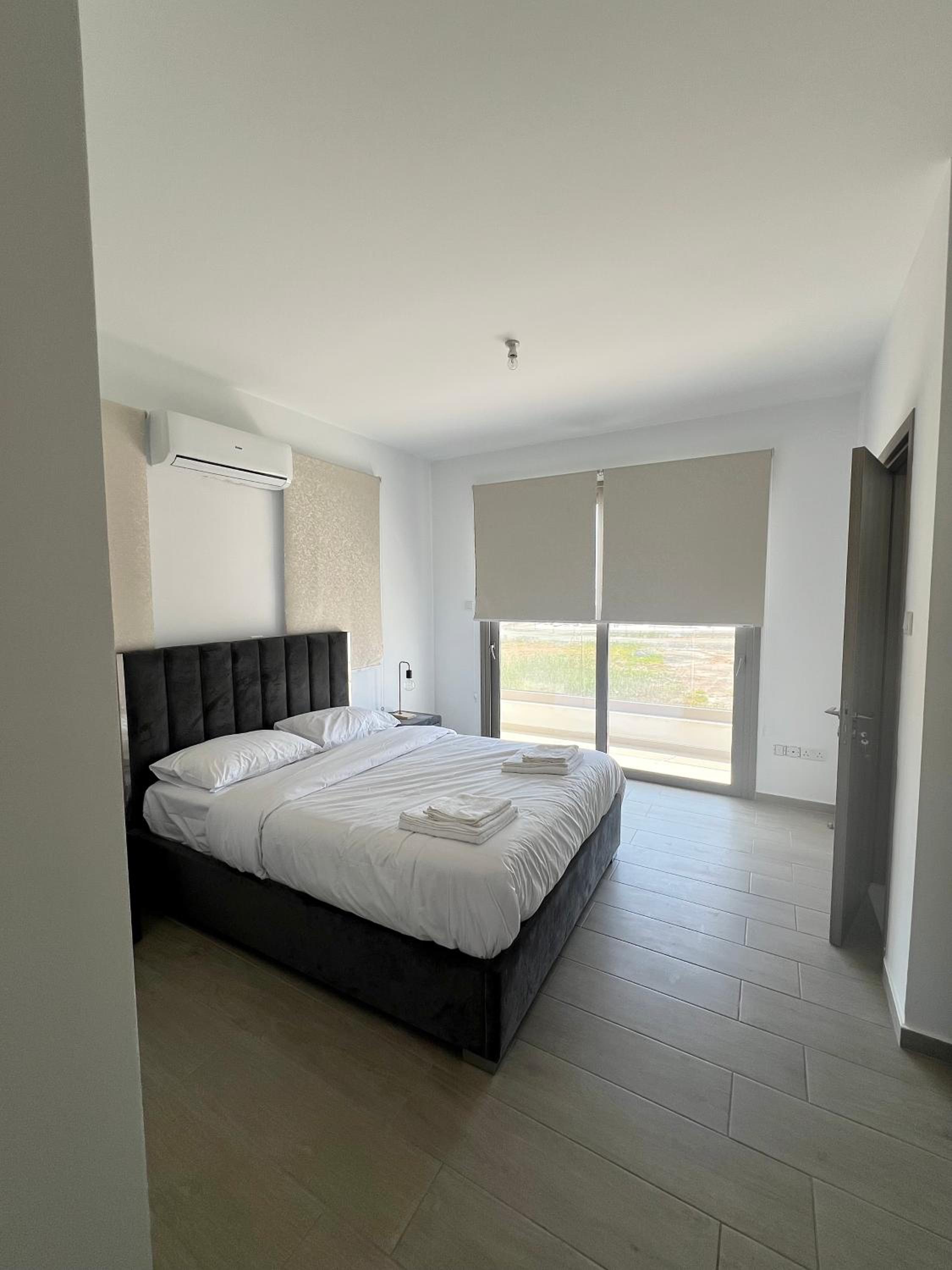 Hubstay - Seaview Villa Oriana in Larnaca