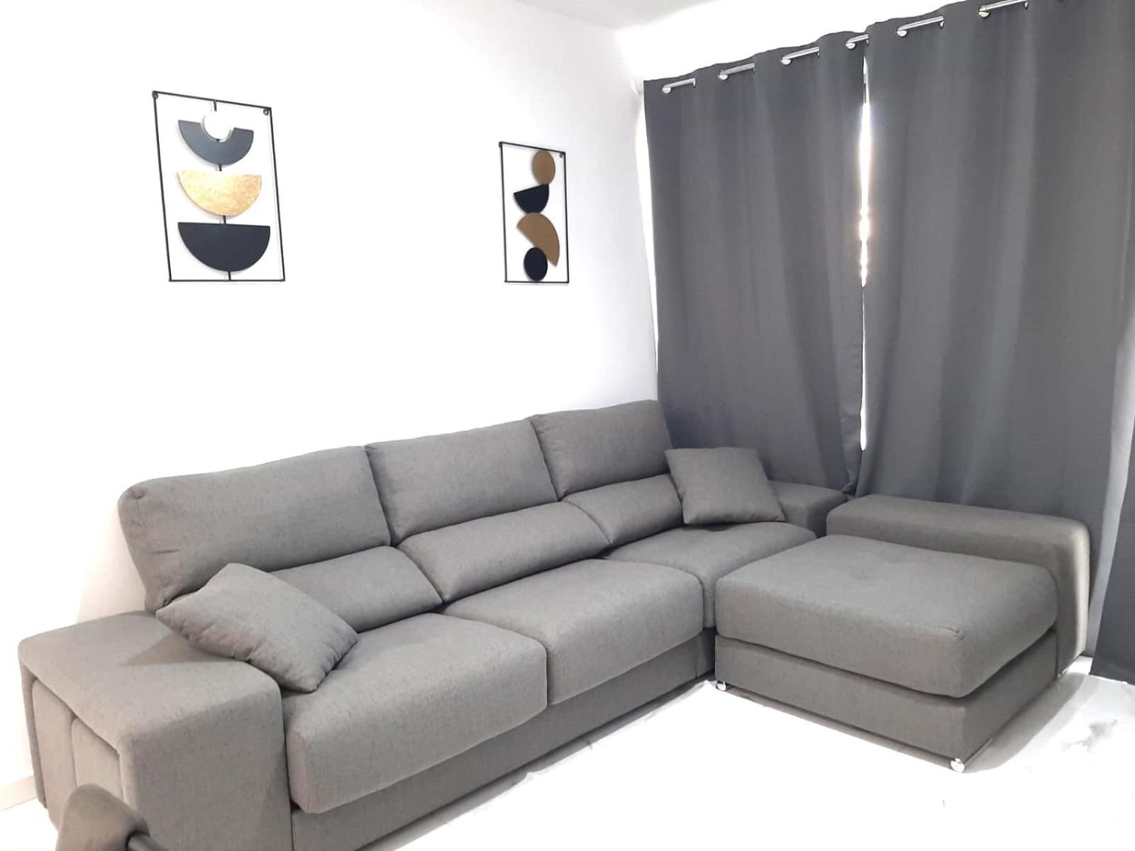 H&O New 4 Seasons Apartment Universal