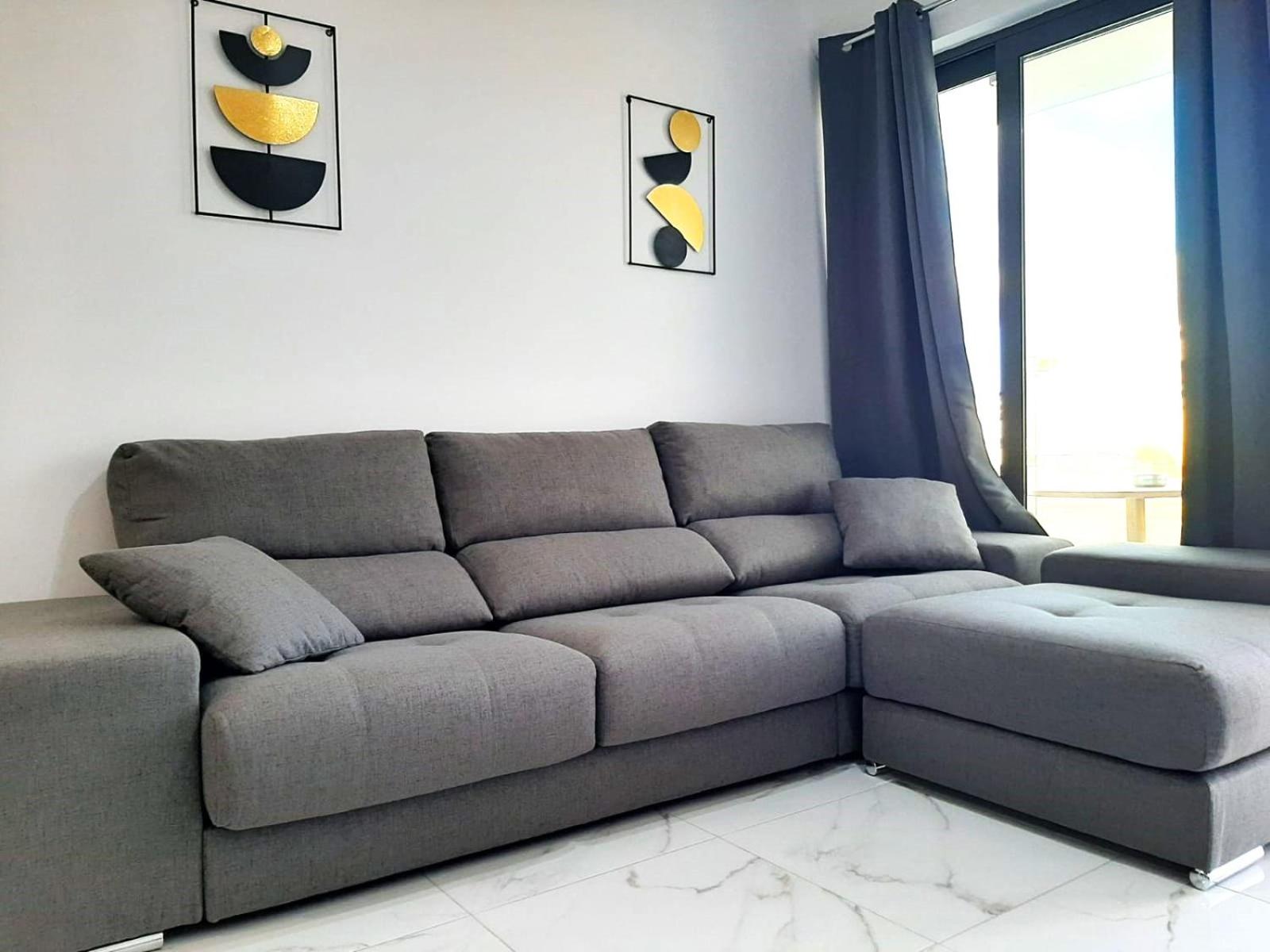 H&O New 4 Seasons Apartment Universal
