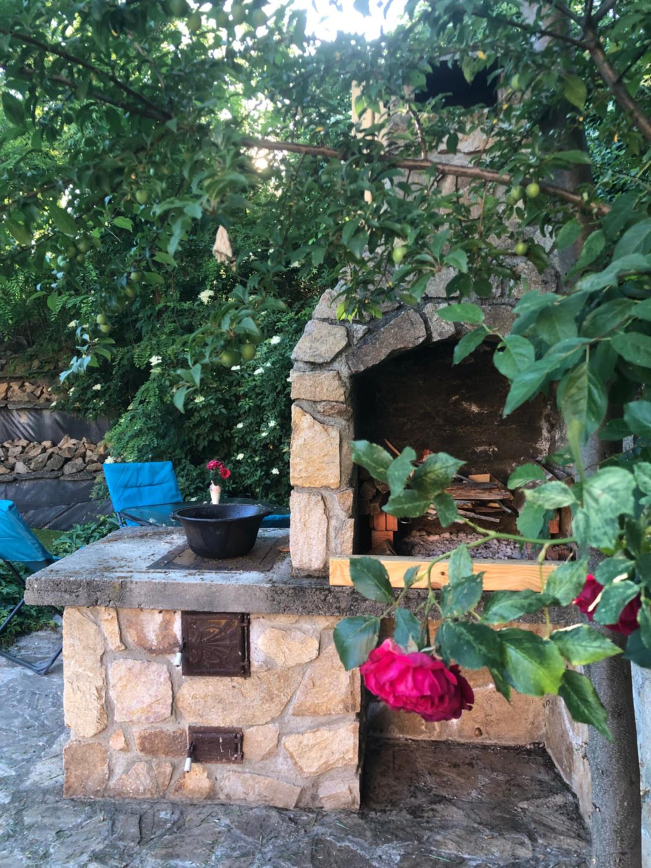 Pink Garden Events Advance Notice Required