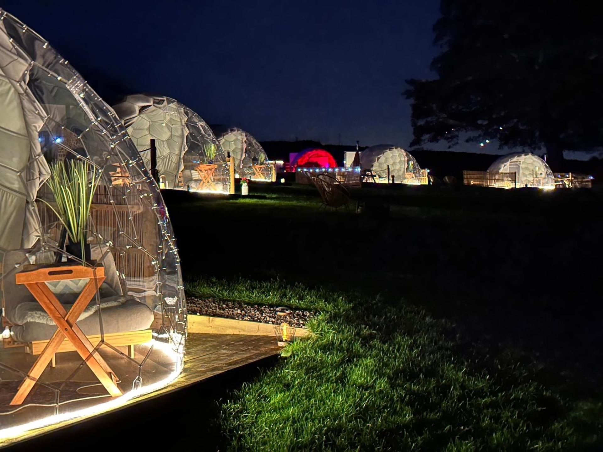 Deerstone Glamping-Boulsworth Hill Dome Hot tub