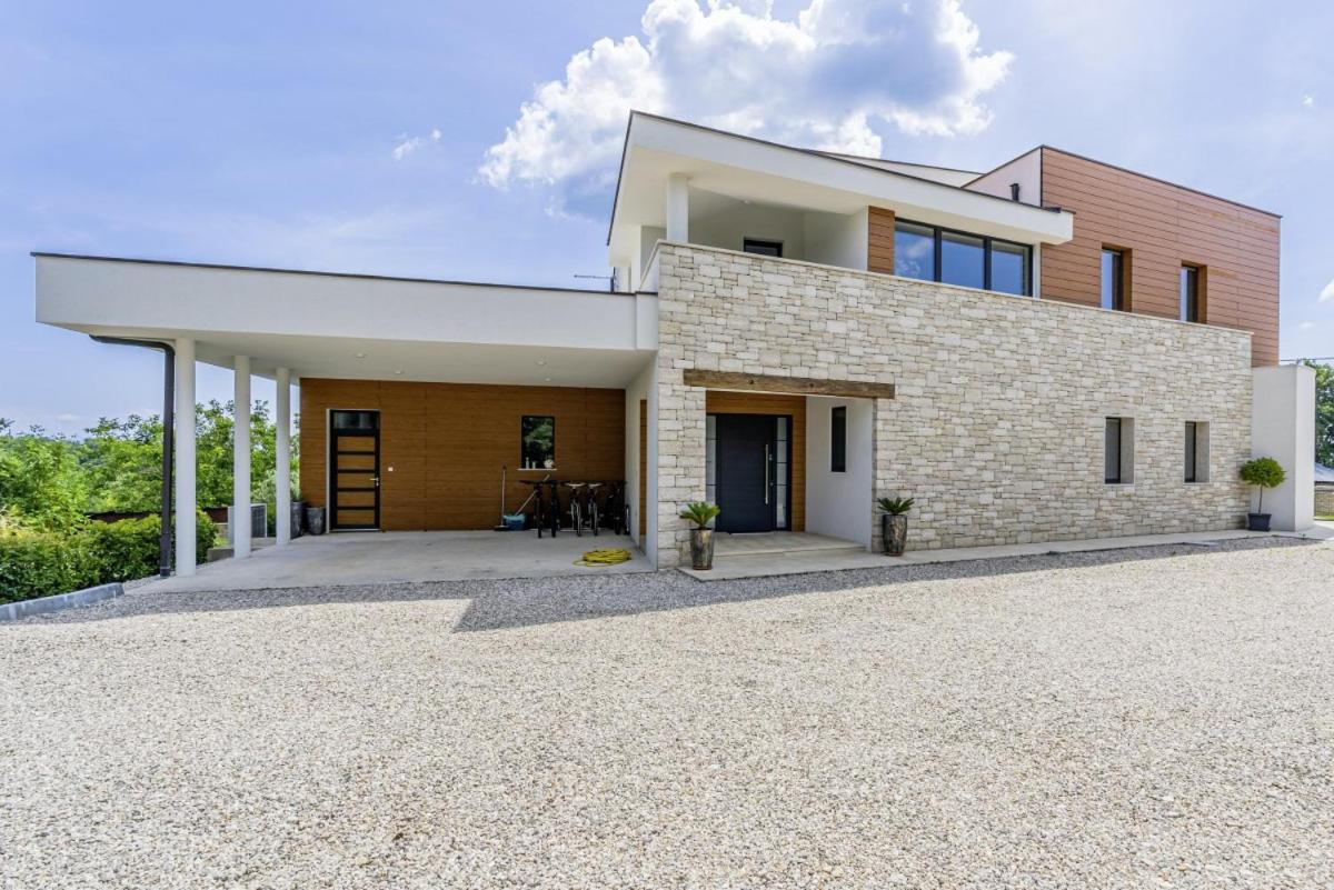Villa Pedena in Sveta Katarina - Haus für 8-10 Personen view 4