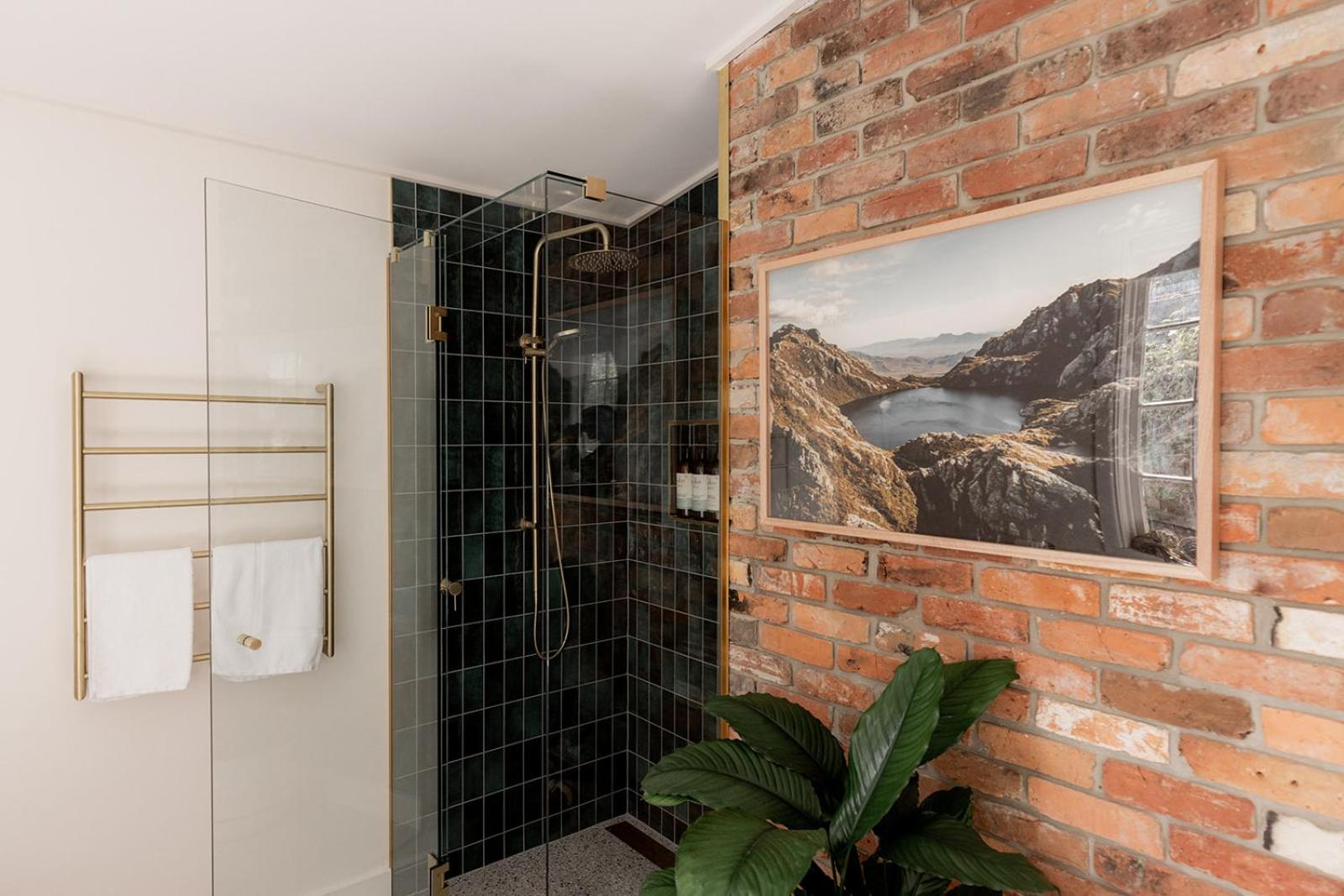 Maple House - Charming family cottage in Sandy Bay