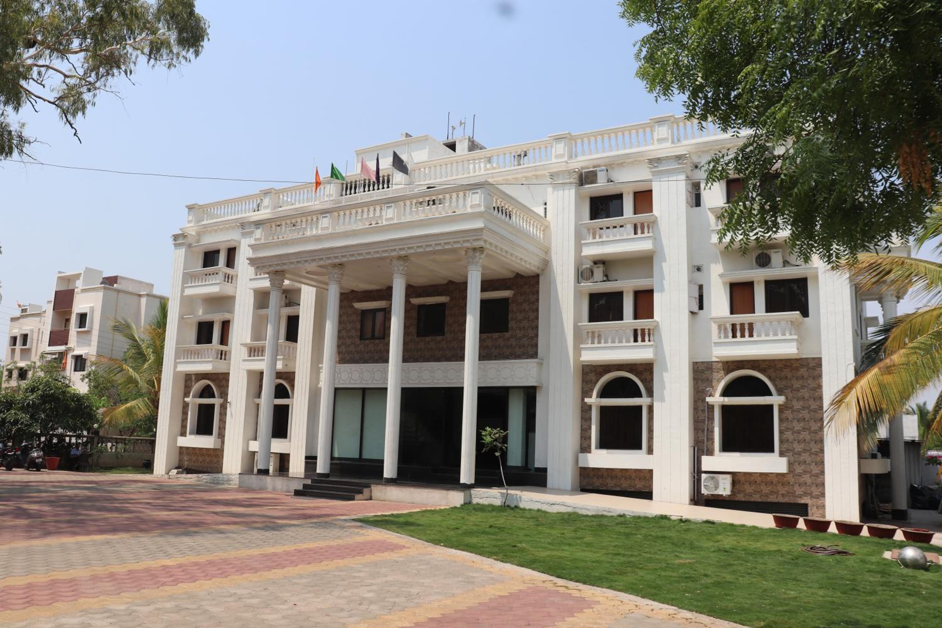 Hotel Kailas Residency Managed by Knight Hotels & Restaurants