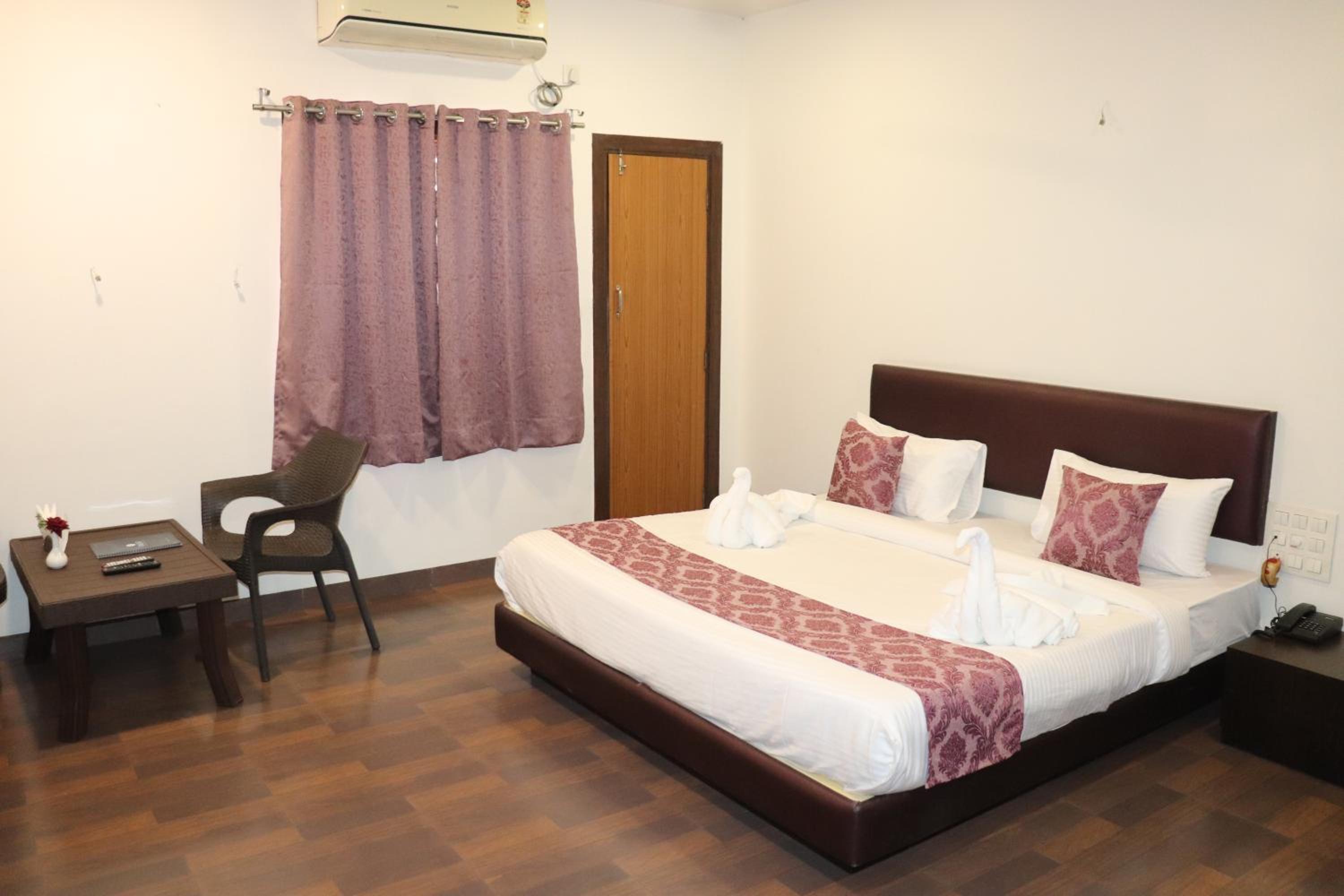 Hotel Kailas Residency Managed by Knight Hotels & Restaurants