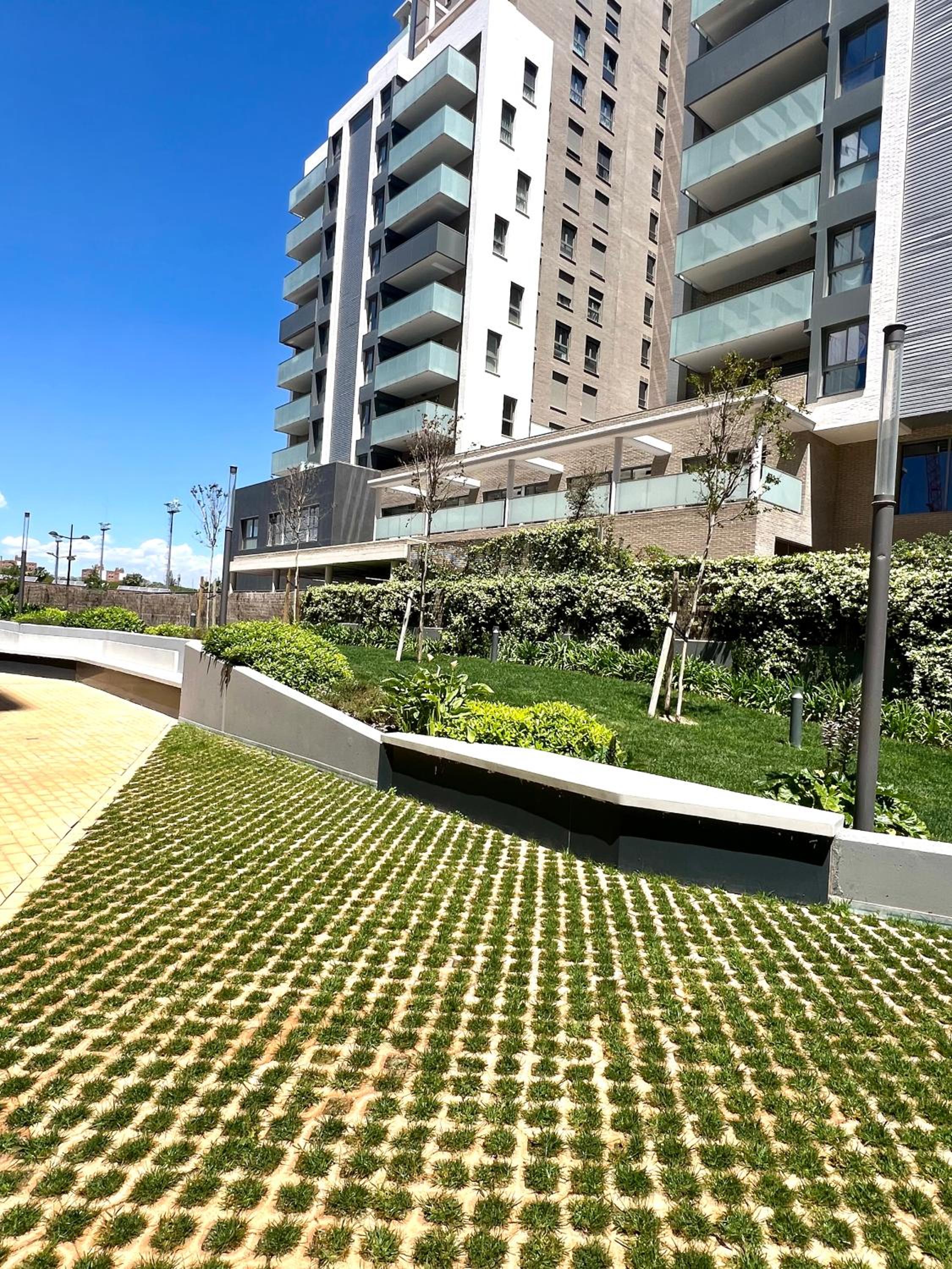 Dúplex Moderno con Piscina y Parking - Roig Arena view 4