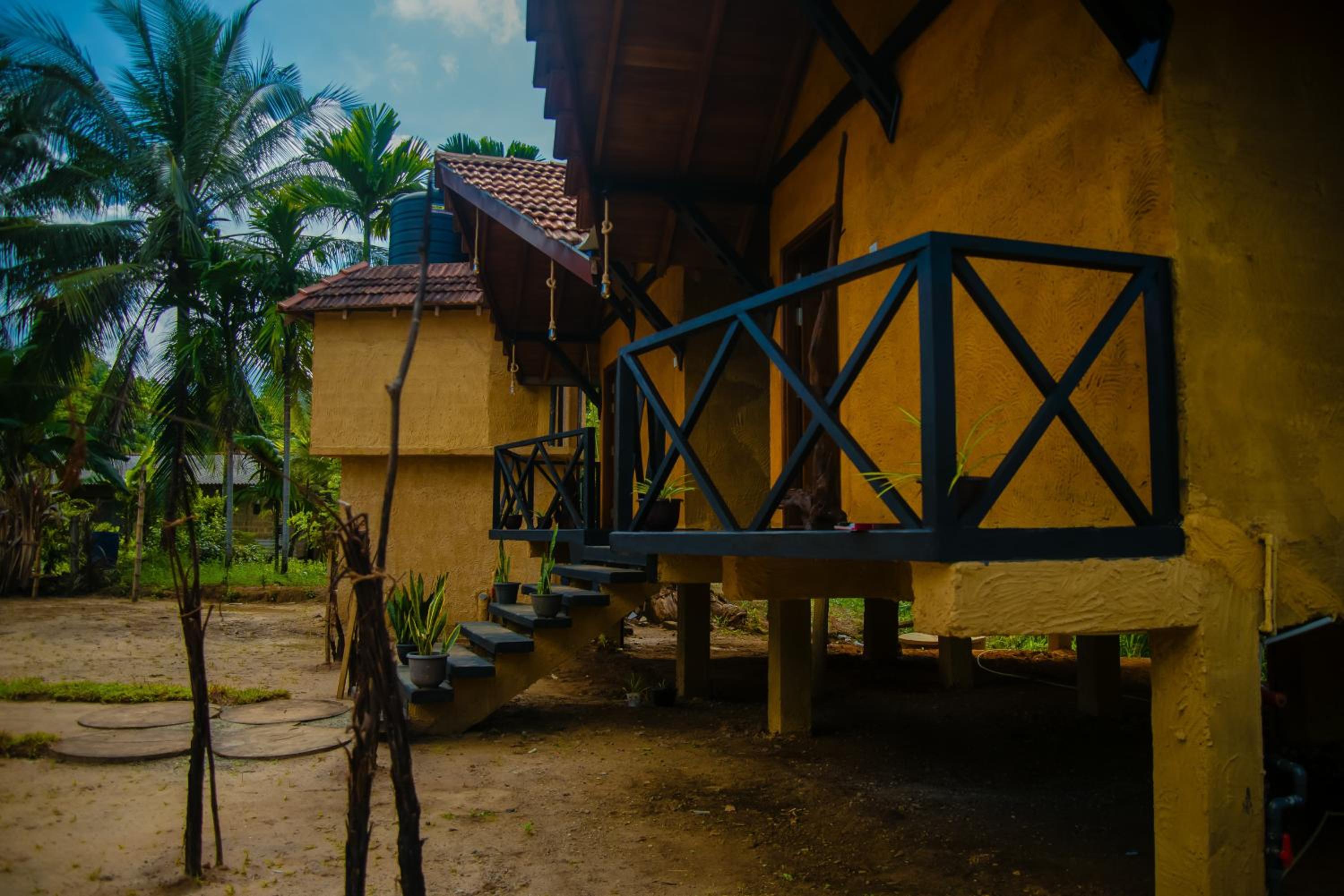 Sinharaja Riverside