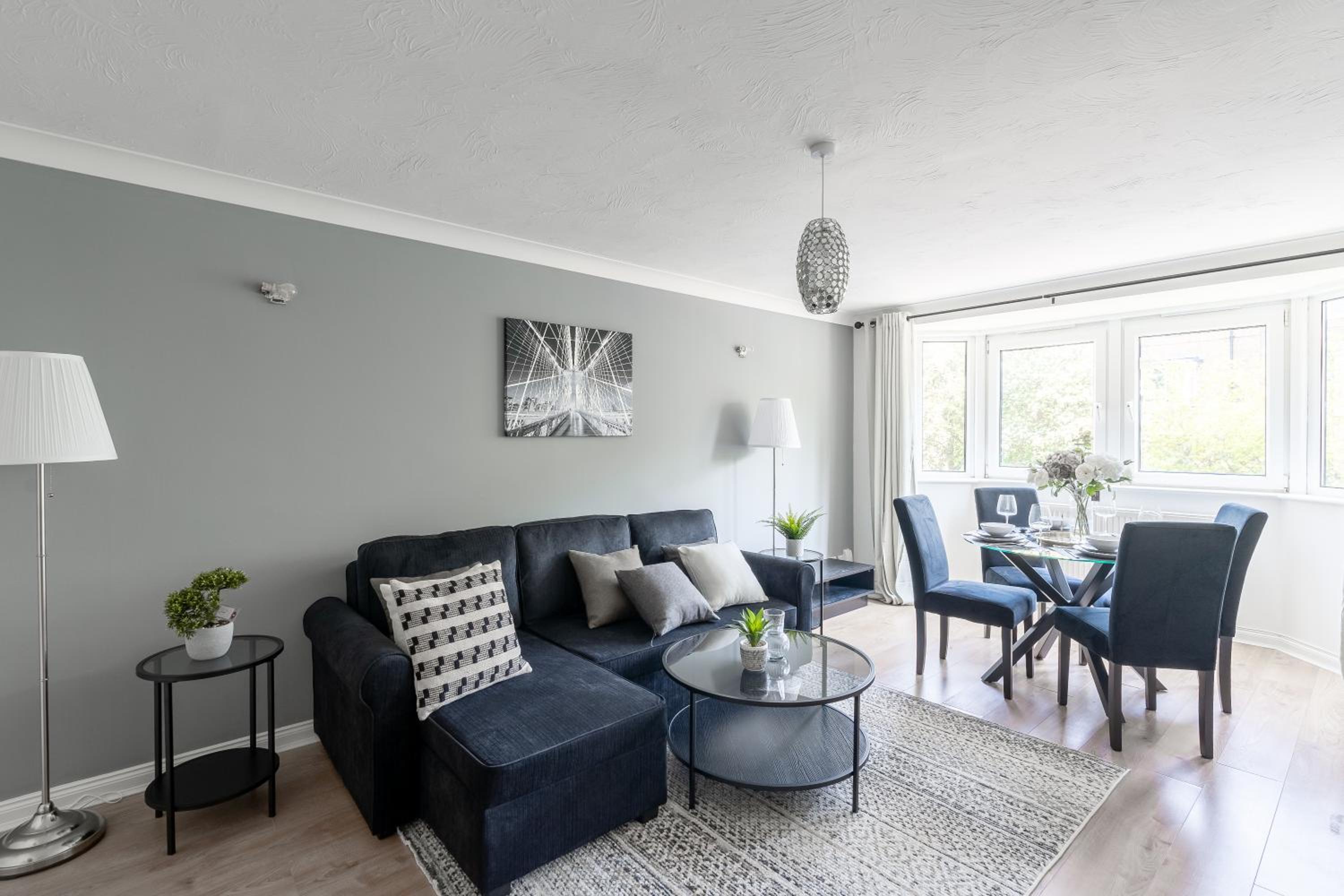 Centrally located Islington