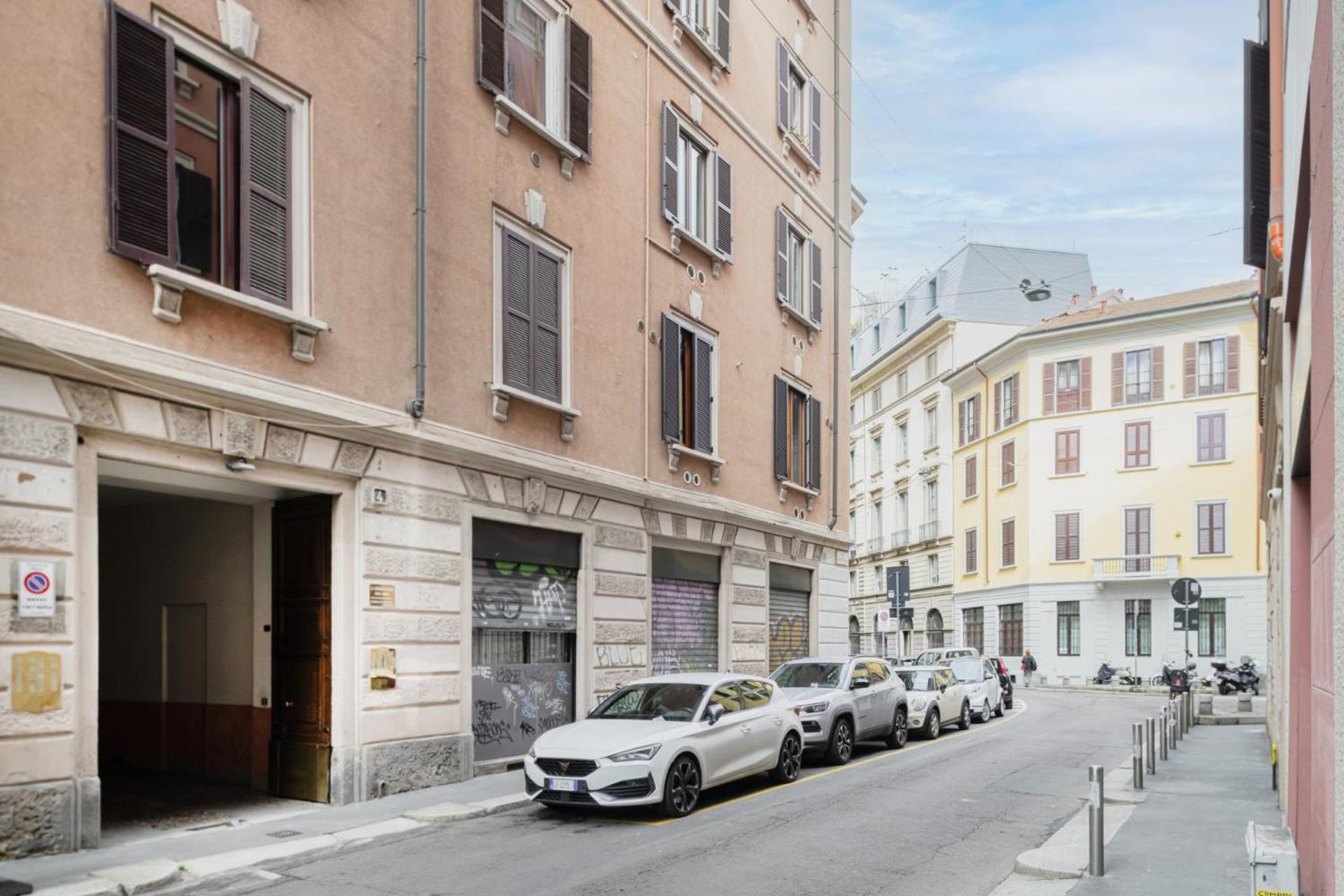 Easylife - Milano - Pontida 4 - Moscova