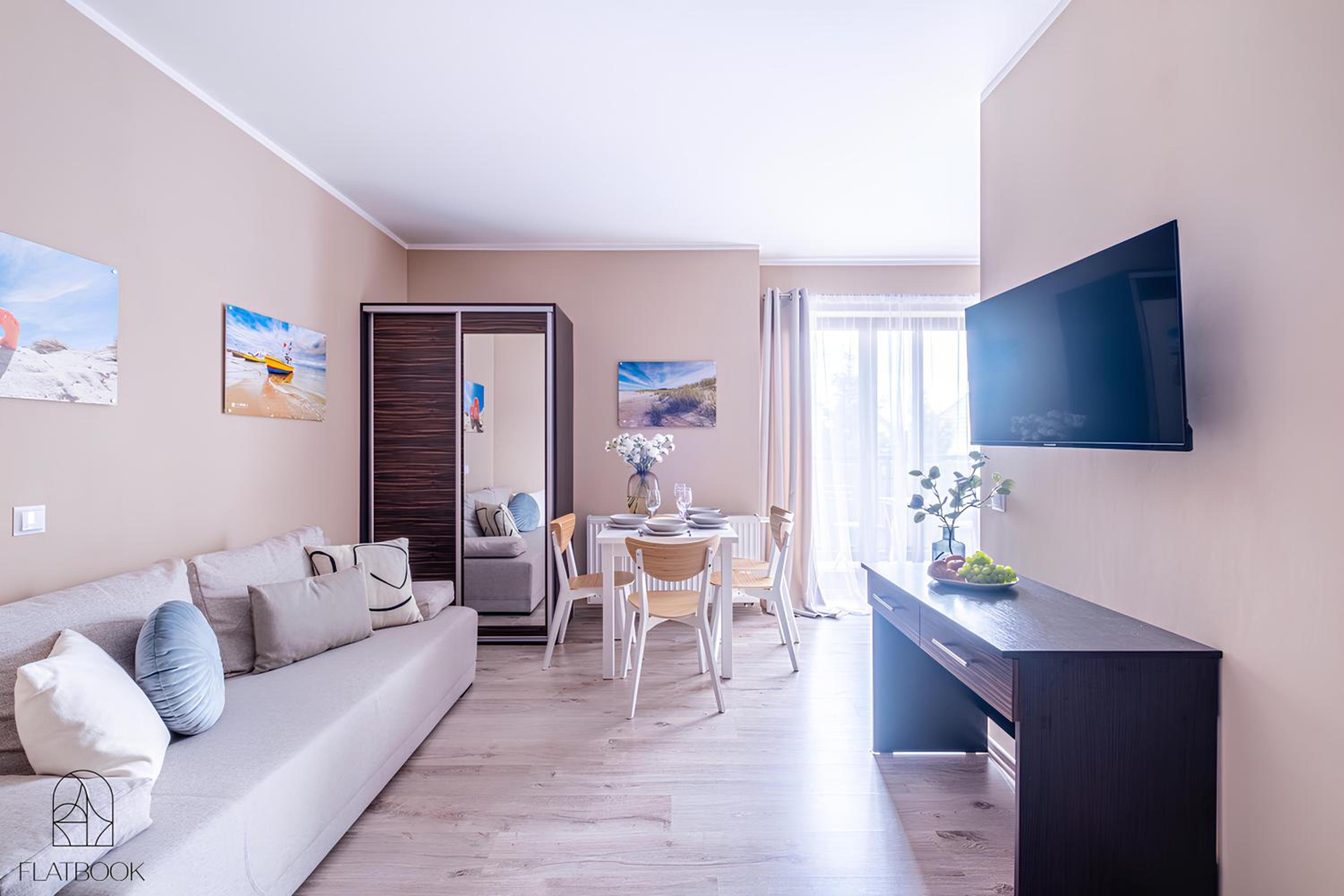 Lazurowy Dwór - Nadmorskie Apartamenty w Sztutowie